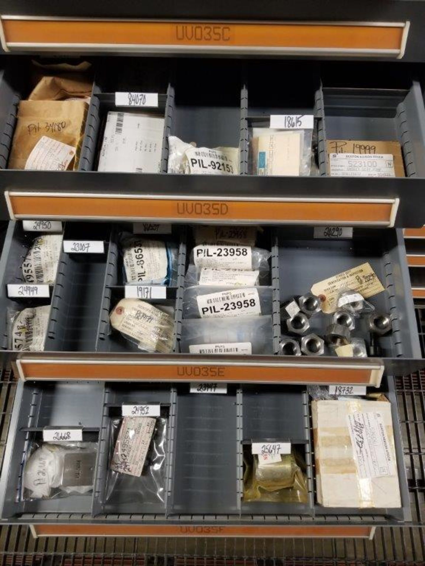 LOT - CONTENTS ONLY OF (14) VIDMAR CABINETS, CONSISTING OF ASSORTED HARDWARE, ELECTRICAL - Image 15 of 48