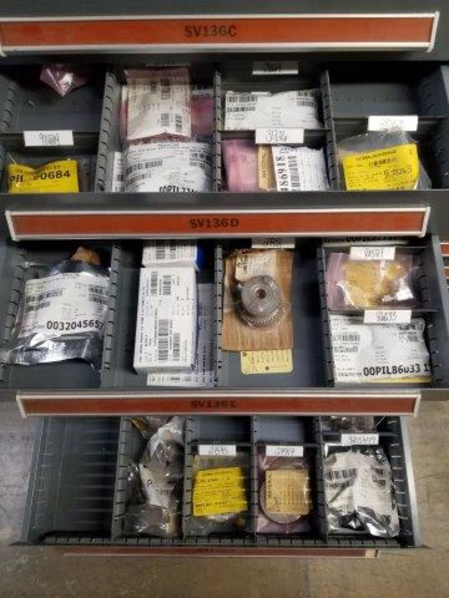 LOT - CONTENTS ONLY OF (23) VIDMAR CABINETS, CONSISTING OF ASSORTED HARDWARE, ELECTRICAL - Image 65 of 78