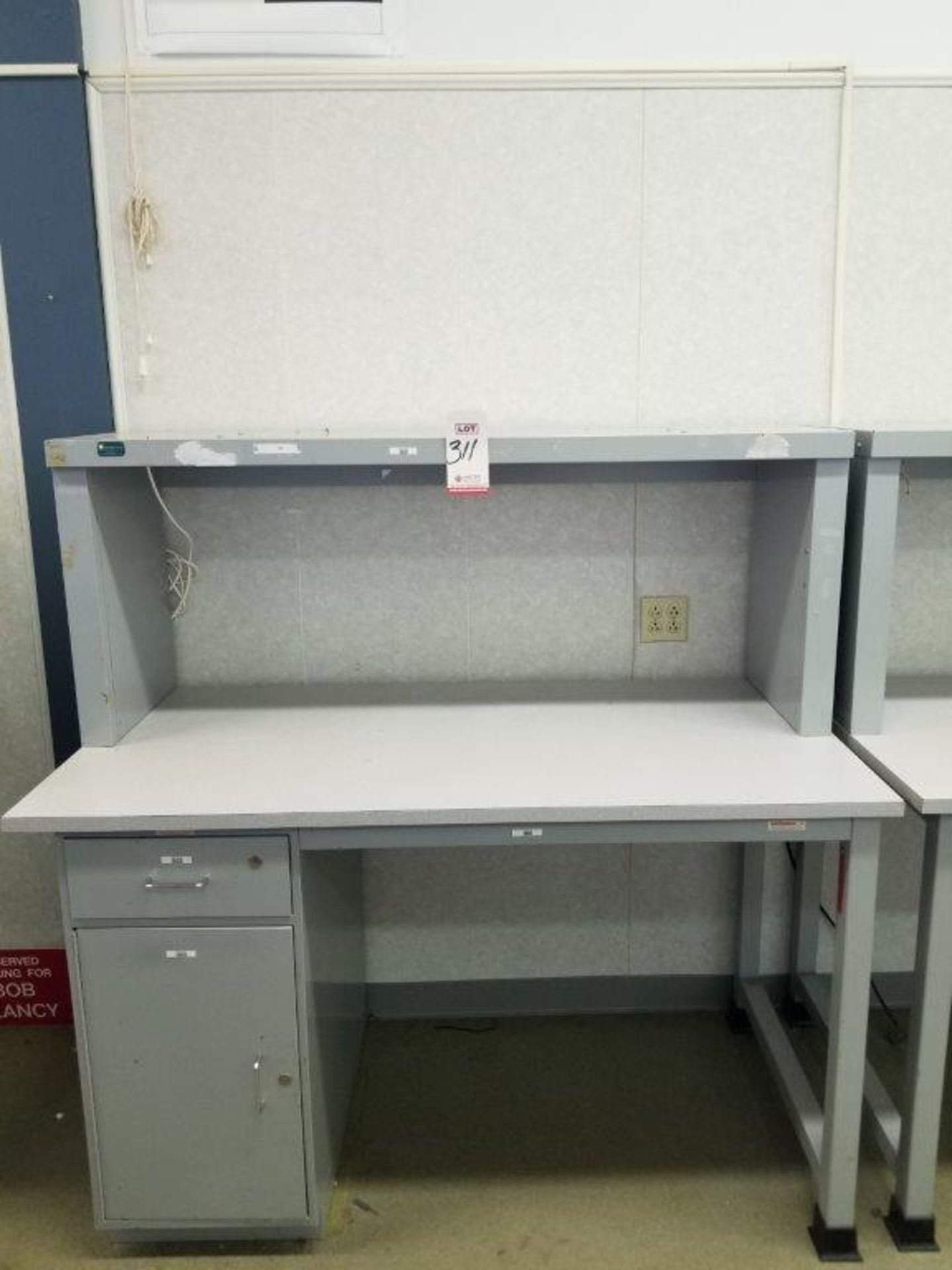 WORKPLACE SYSTEMS INC. 60" X 30" MODULAR BENCH SYSTEM, W/ (1) SINGLE DRAWER/DOOR CABINET AND UPPER