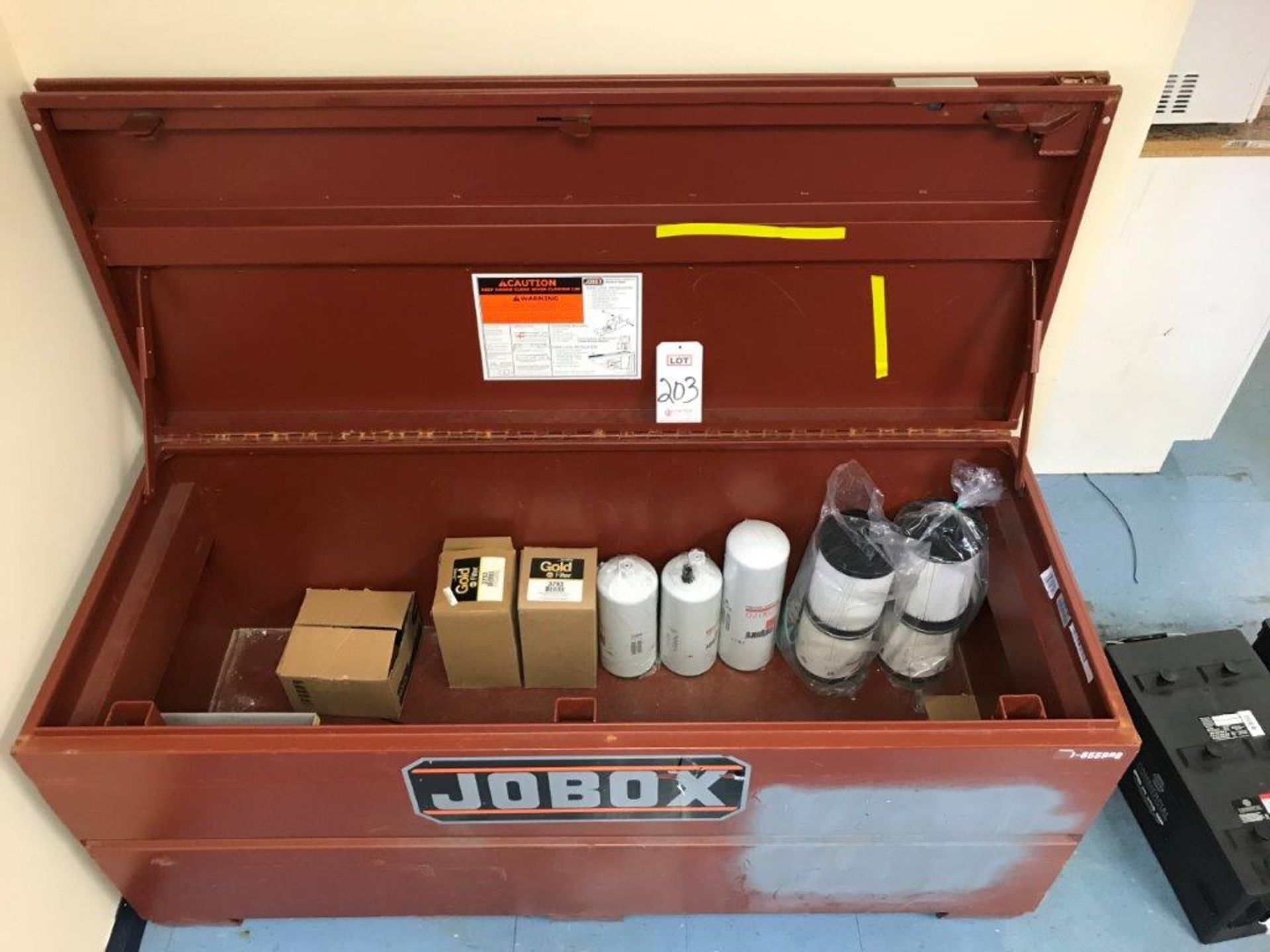 JOBOX TOOL CHEST, MODEL 1-655990, 60" X 24" X 22" DEEP, W/ CONTENTS: ASSORTED FILTERS (LOCATION: