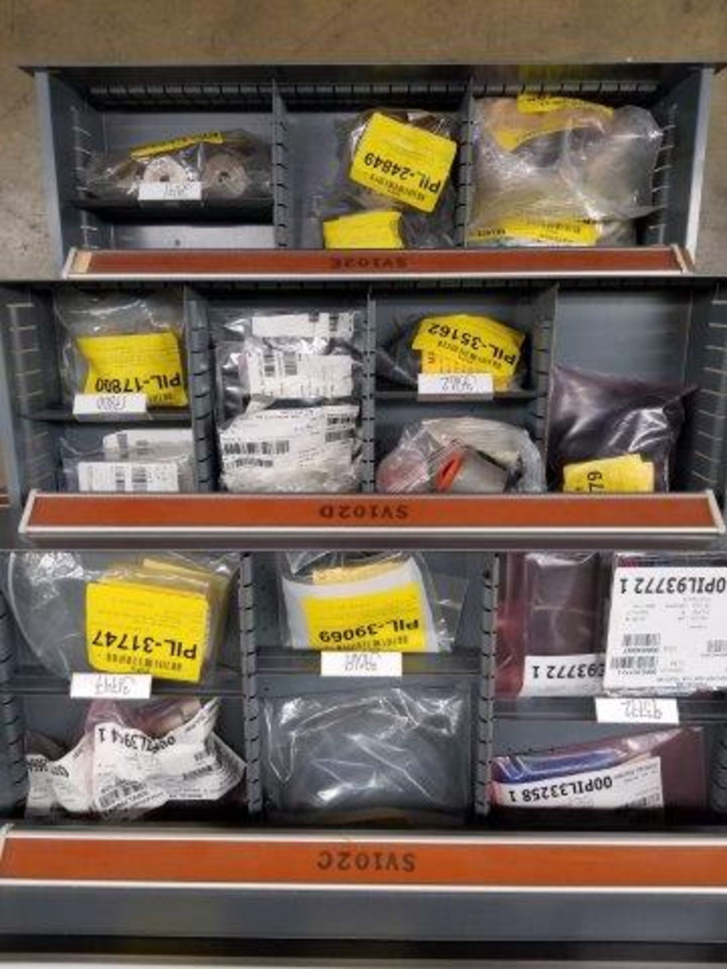 LOT - CONTENTS ONLY OF (16) VIDMAR CABINETS, CONSISTING OF ASSORTED HARDWARE, ELECTRICAL - Image 35 of 52