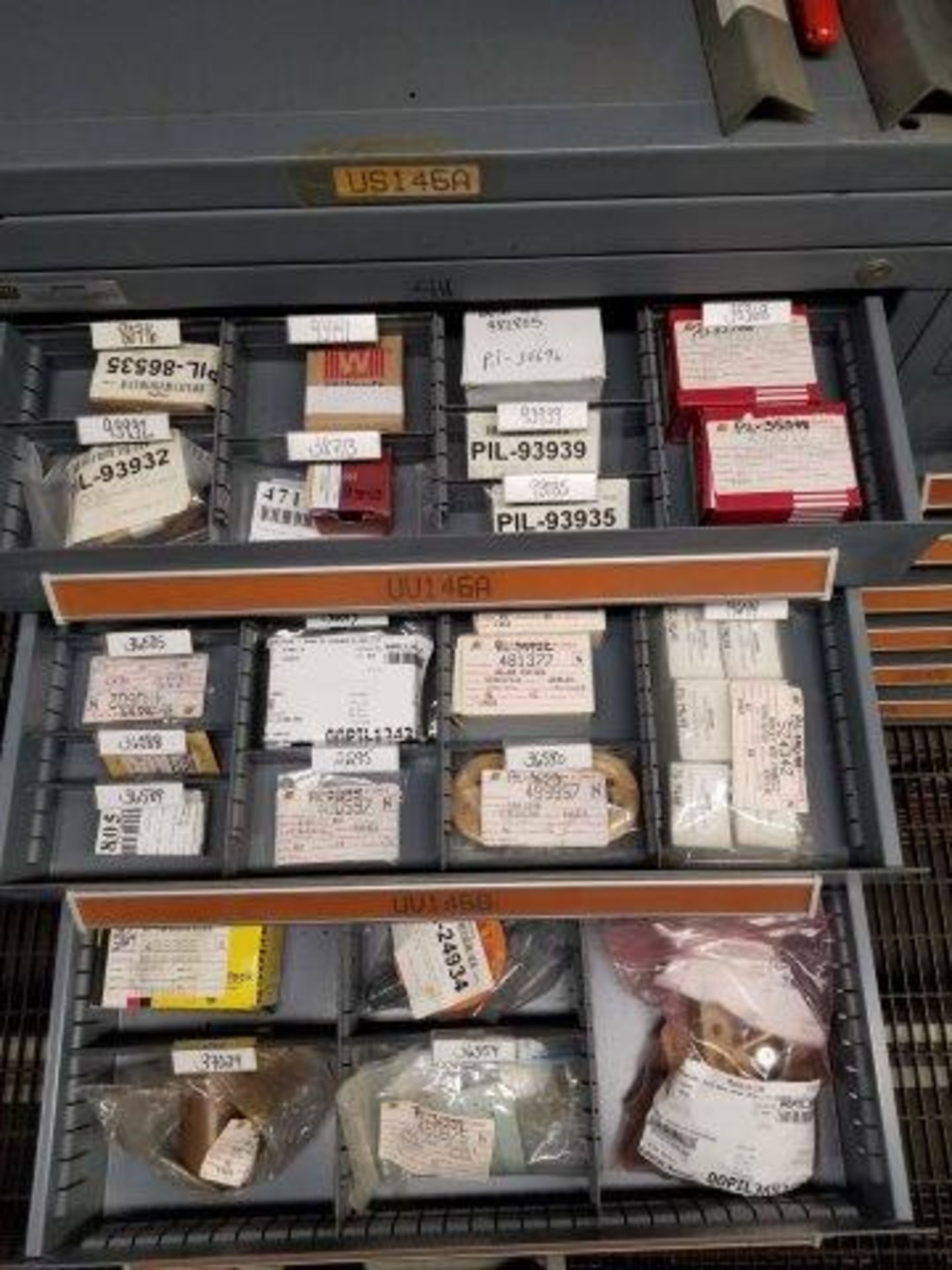 LOT - CONTENTS ONLY OF (14) VIDMAR CABINETS, CONSISTING OF ASSORTED HARDWARE, ELECTRICAL - Image 12 of 50