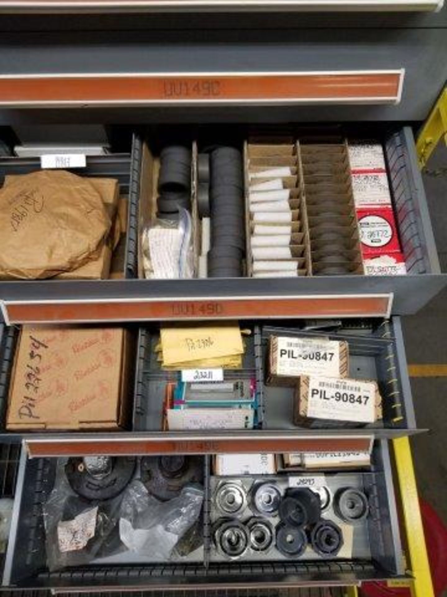 LOT - CONTENTS ONLY OF (14) VIDMAR CABINETS, CONSISTING OF ASSORTED HARDWARE, ELECTRICAL - Image 3 of 50