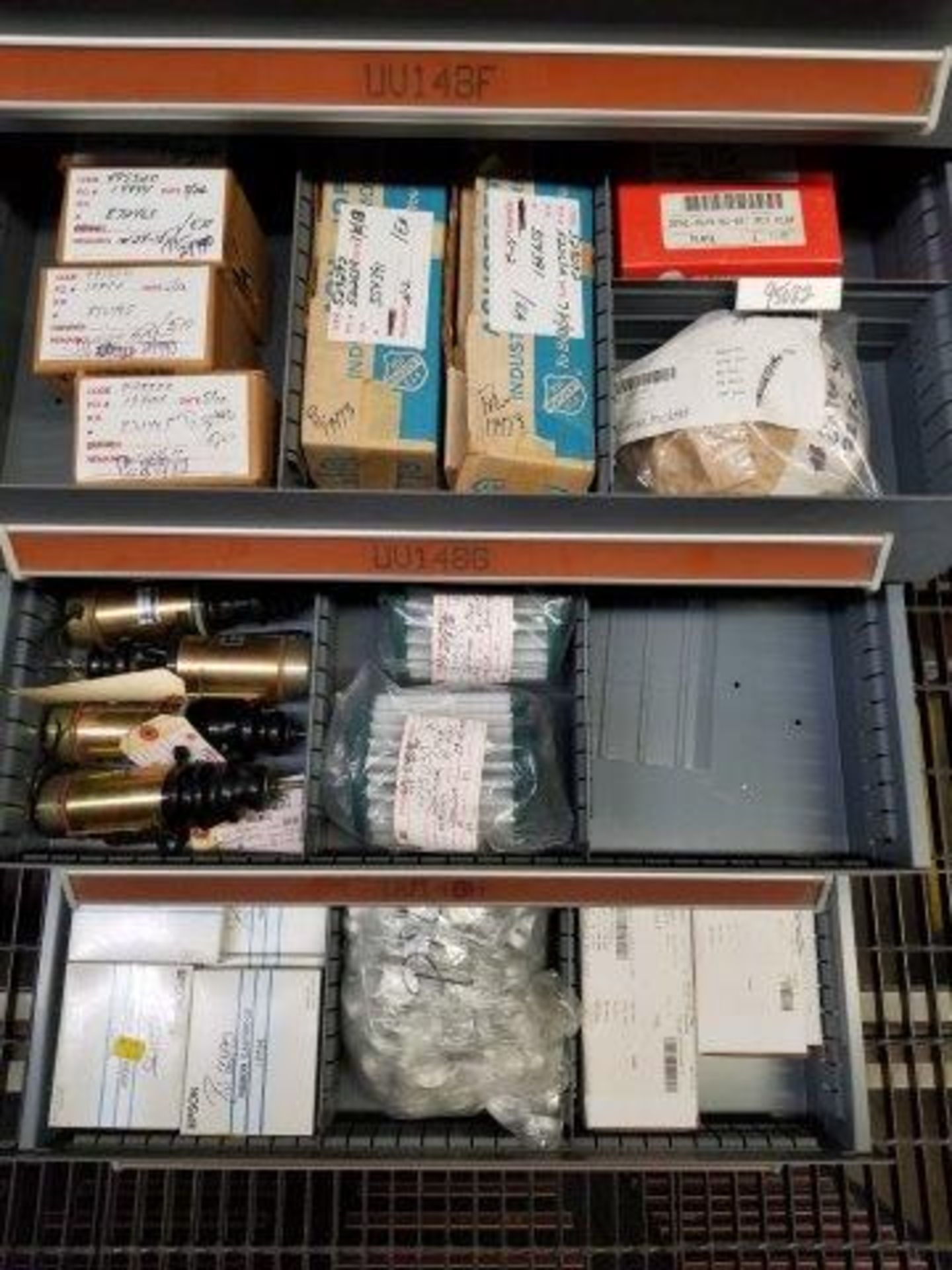 LOT - CONTENTS ONLY OF (14) VIDMAR CABINETS, CONSISTING OF ASSORTED HARDWARE, ELECTRICAL - Image 6 of 50