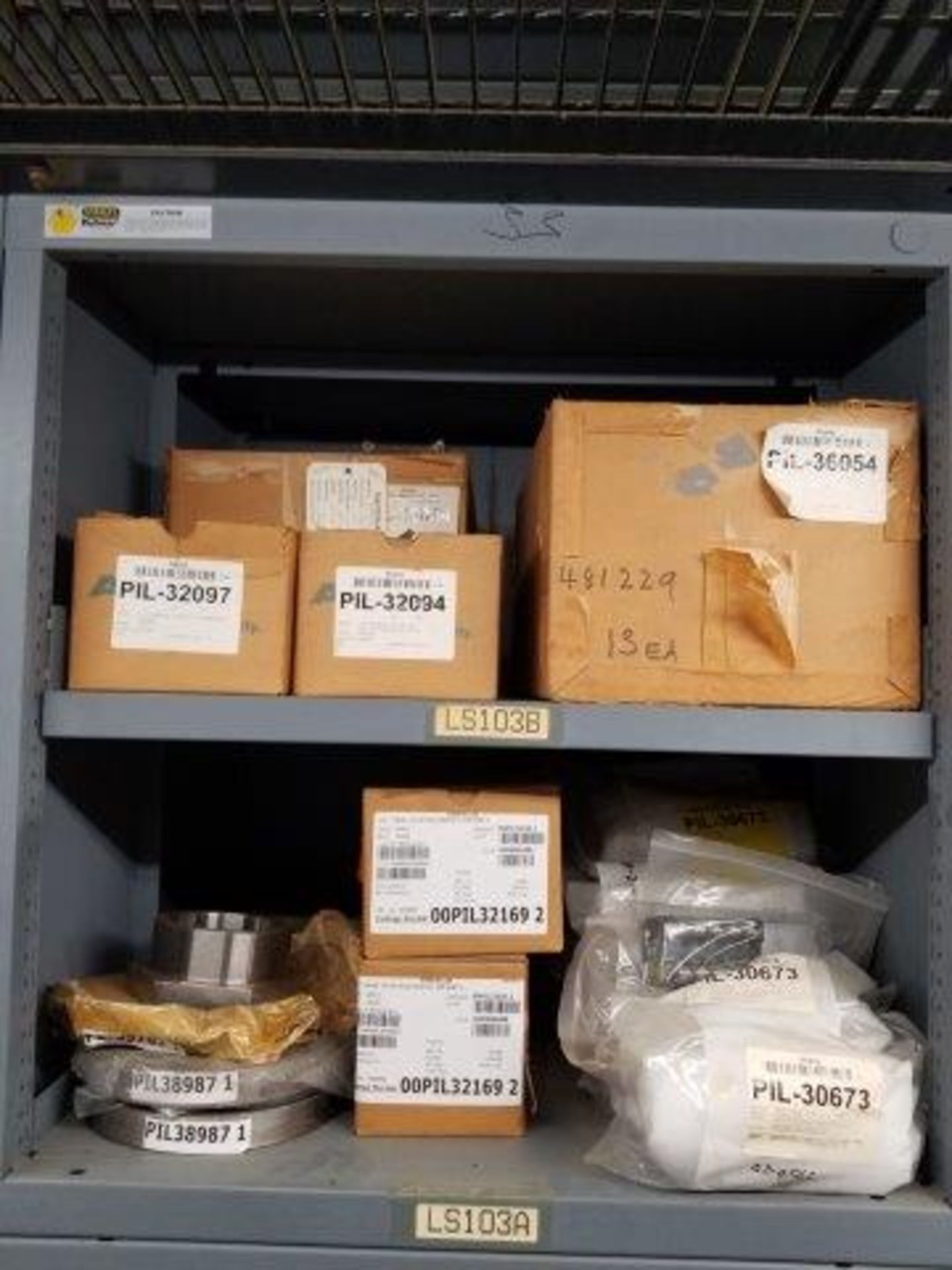 LOT - CONTENTS ONLY OF (16) VIDMAR CABINETS, CONSISTING OF ASSORTED HARDWARE, ELECTRICAL - Image 37 of 52