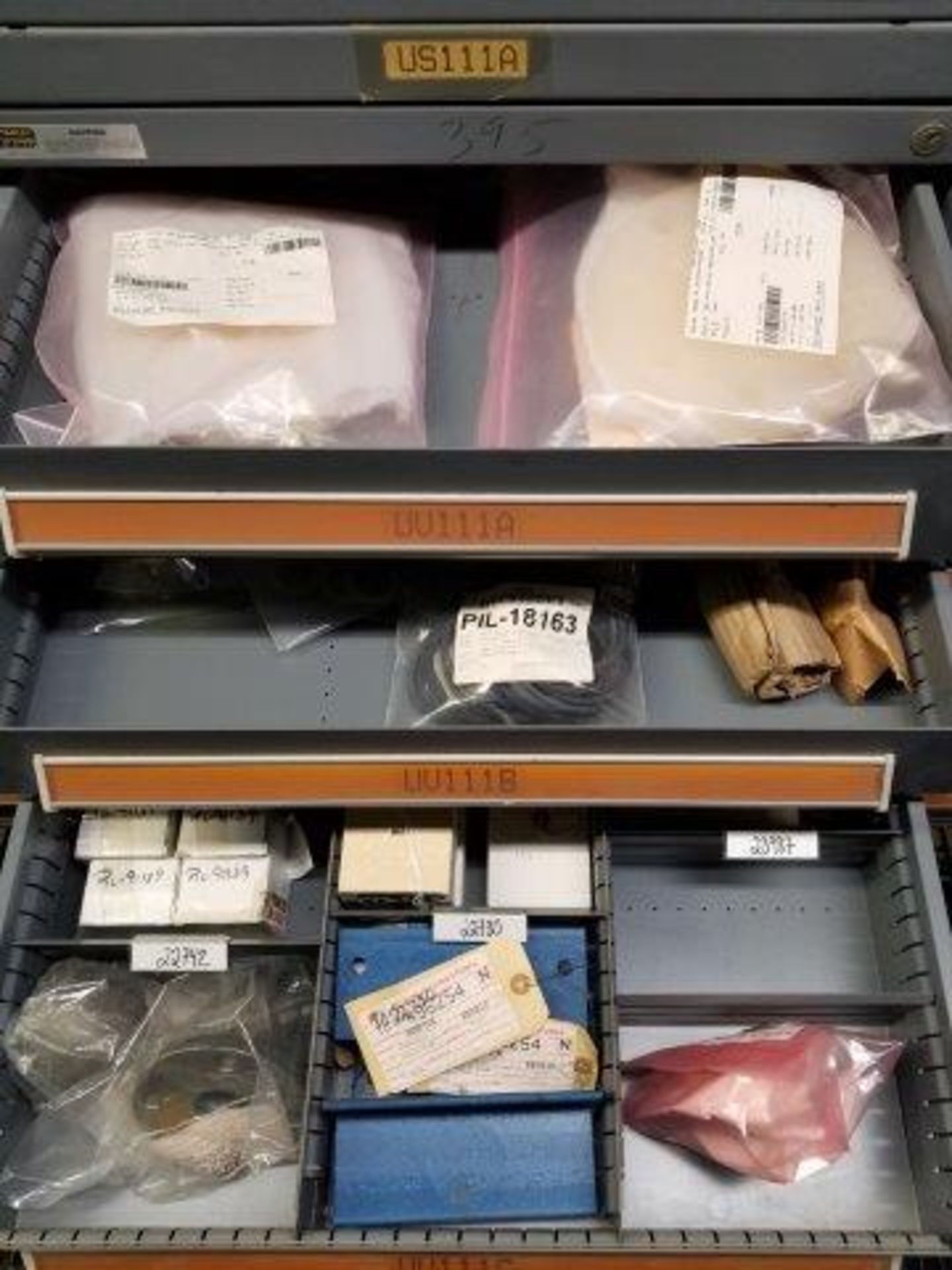 LOT - CONTENTS ONLY OF (14) VIDMAR CABINETS, CONSISTING OF ASSORTED HARDWARE, ELECTRICAL - Image 41 of 50