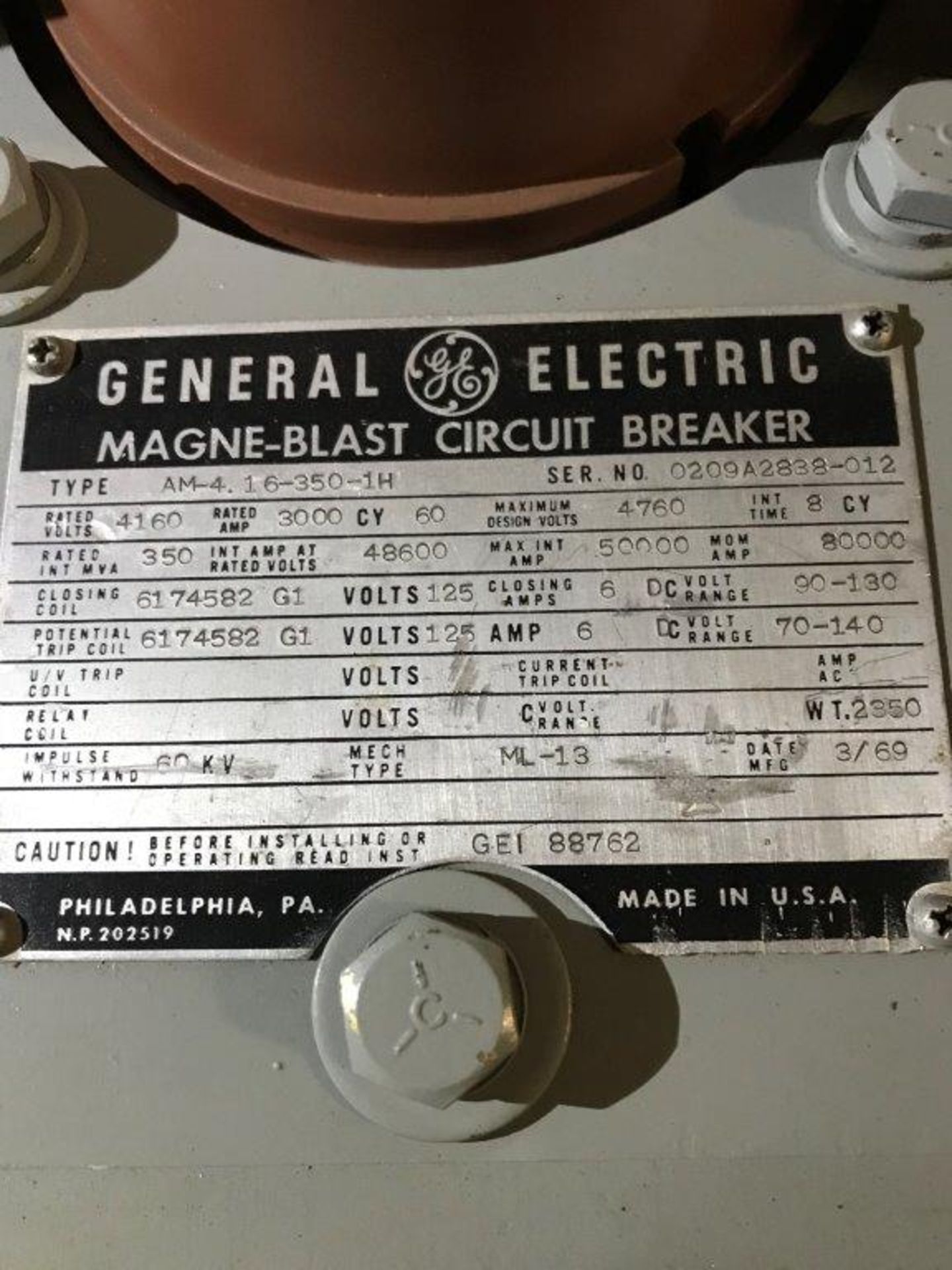 GENERAL ELECTRIC MANGE-BLAST CIRCUIT BREAKER, TYPE AM-4.16-350-1H, 4160 VOLT, 3000 AMP (LOCATION: - Image 2 of 2