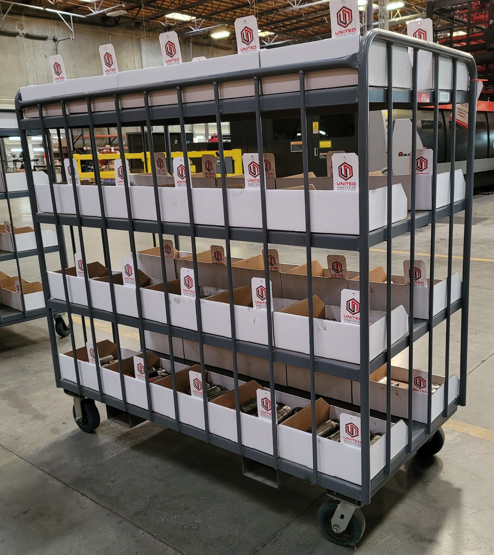 HEAVY DUTY CART, 5' X 30", FORKLIFT POCKETS - Image 2 of 3