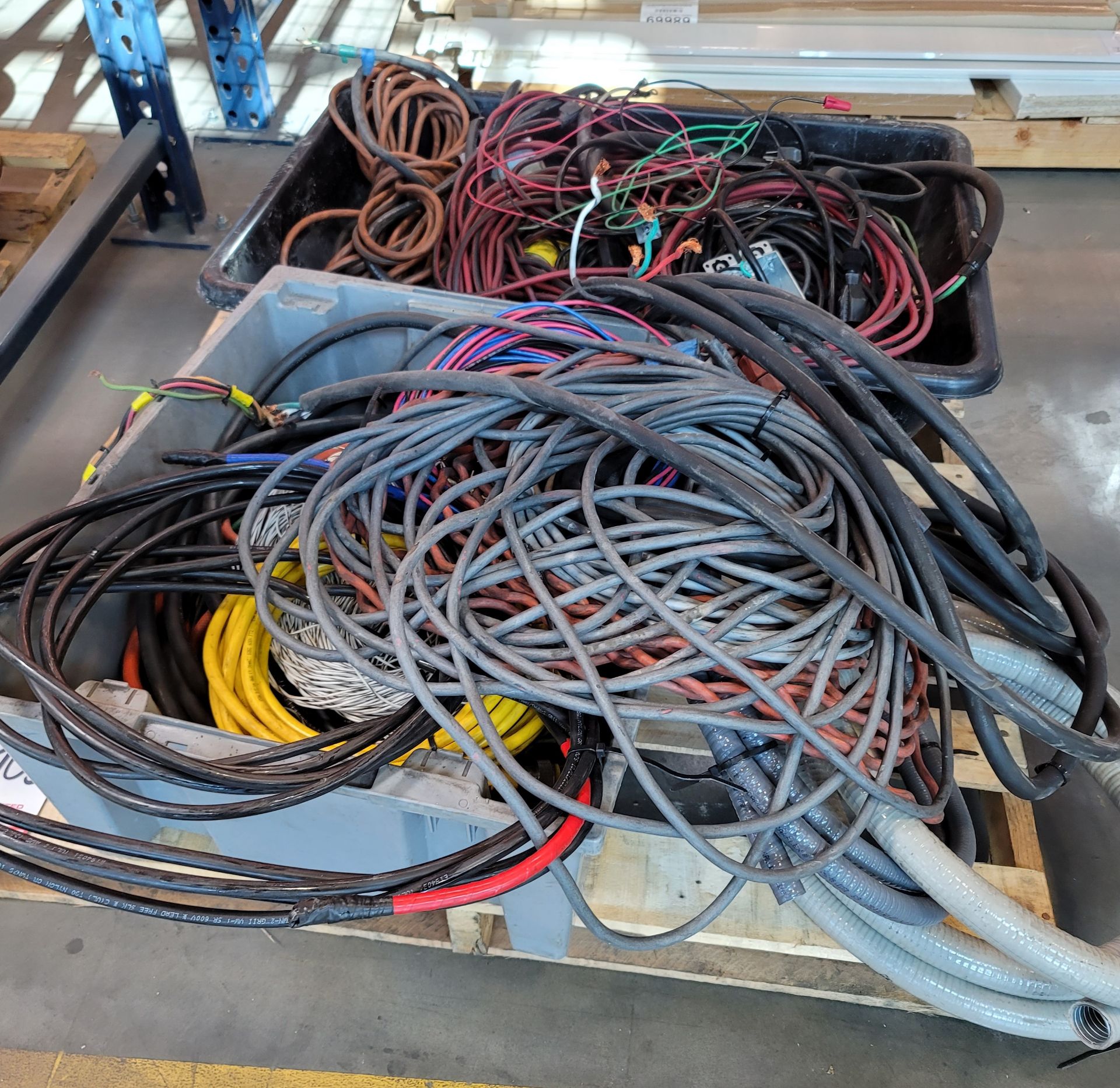 LOT - CONDUIT, ELECTRIC WIRE