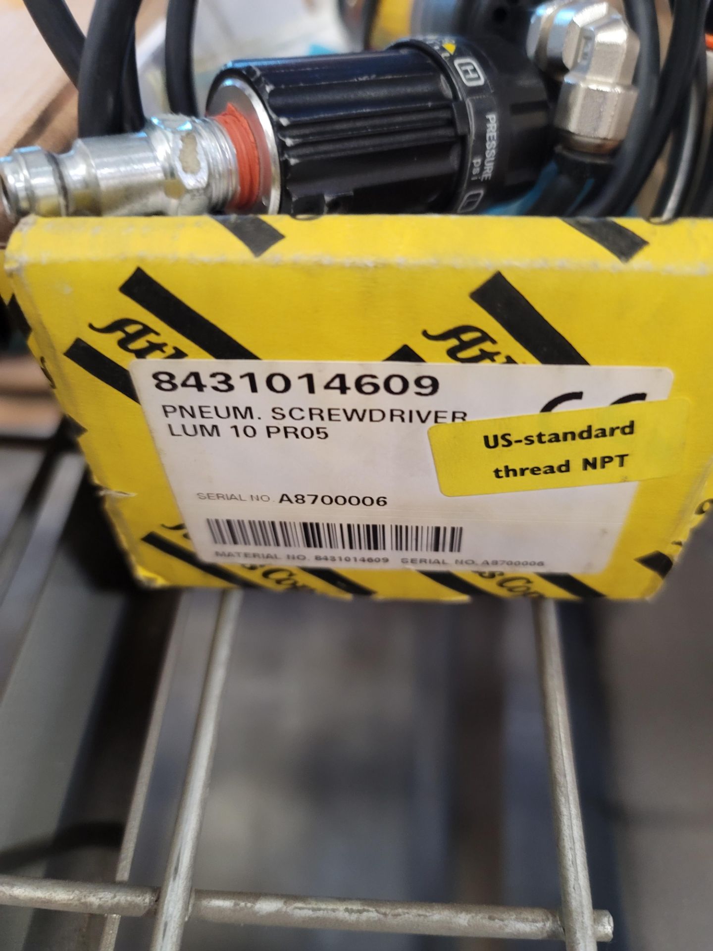 ATLAS COPCO LUM 10 PRO5 PNEUMATIC SCREWDRIVER - Image 2 of 2