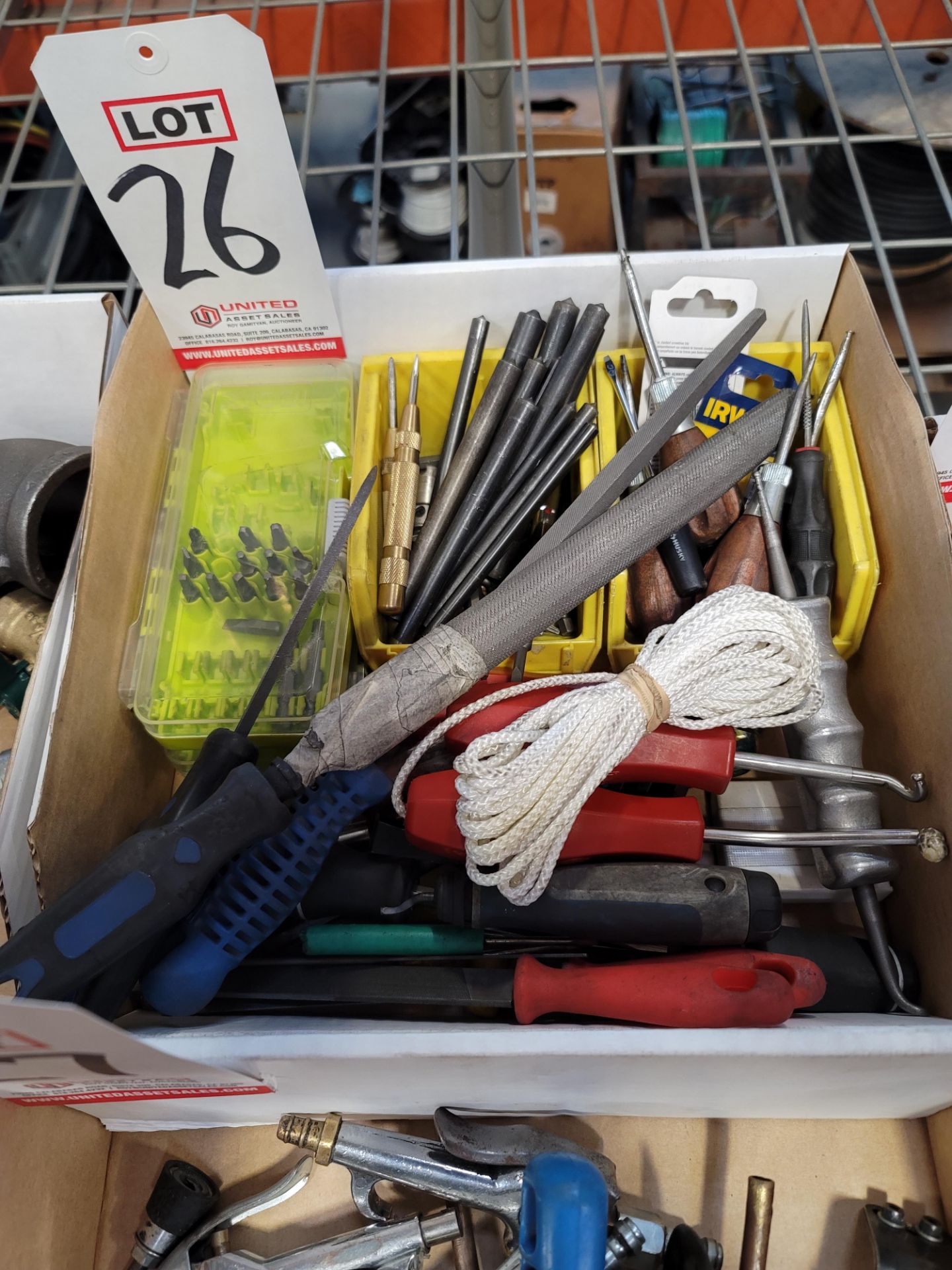 LOT - MISC HAND TOOLS: SCRATCH AWLS, CENTER PUNCHES, FILES, ETC.
