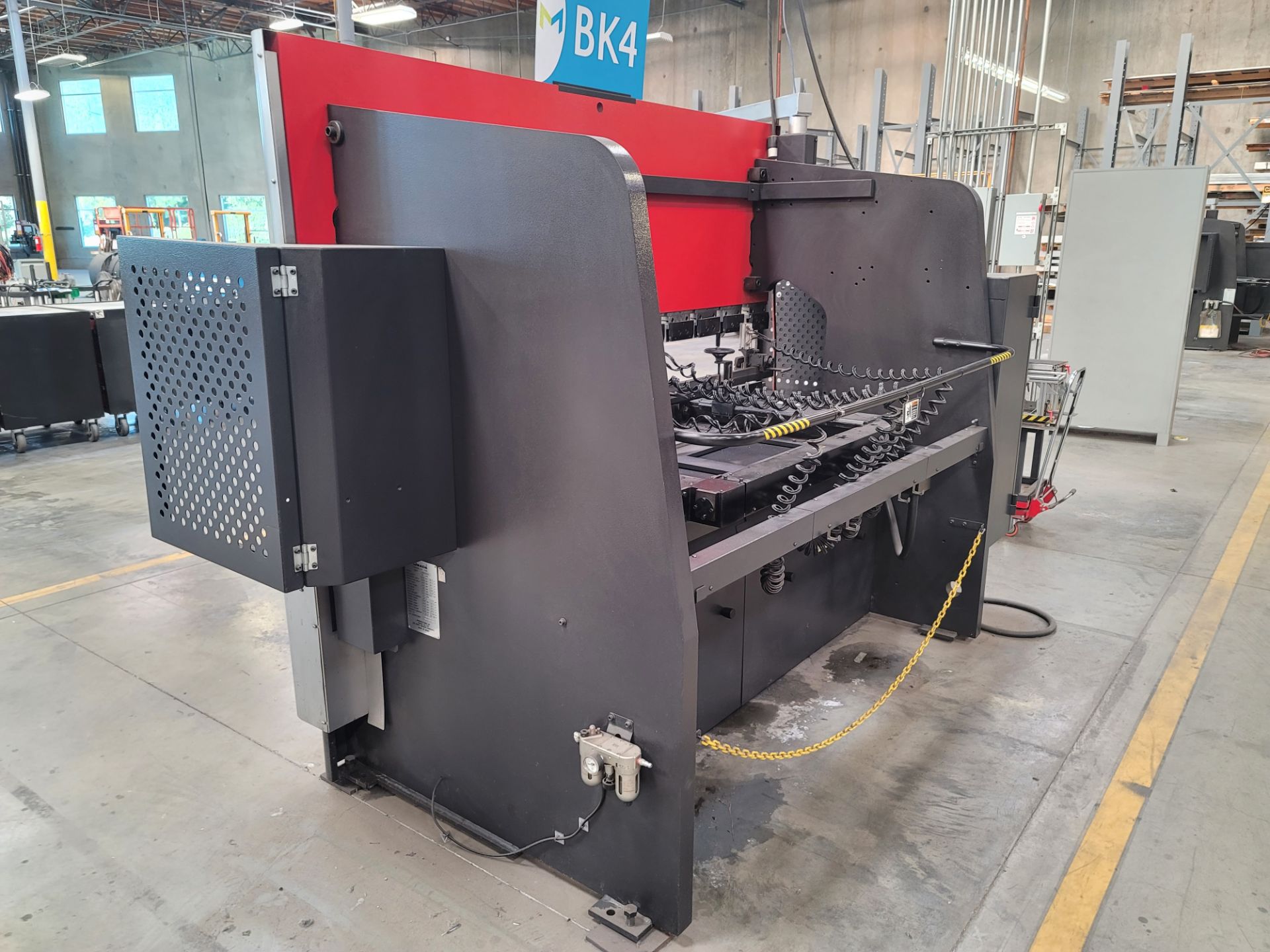 2010 AMADA RG-M28024 88 TON X 2.4 METER CNC PRESS BRAKE, 94.5" MAX BENDING LENGTH, 80.7" DISTANCE - Image 9 of 12