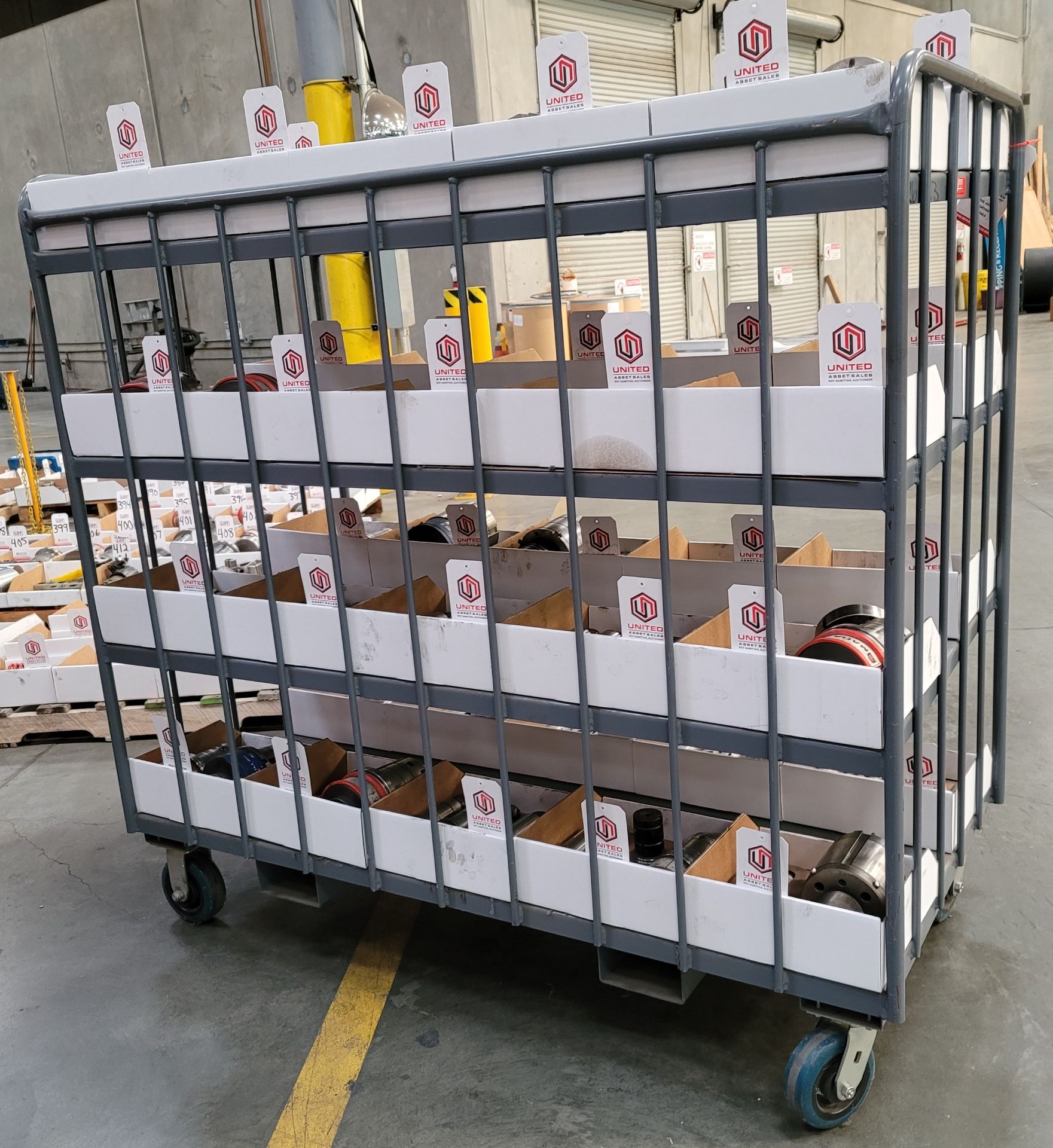 HEAVY DUTY CART, 5' X 30", FORKLIFT POCKETS - Image 2 of 3