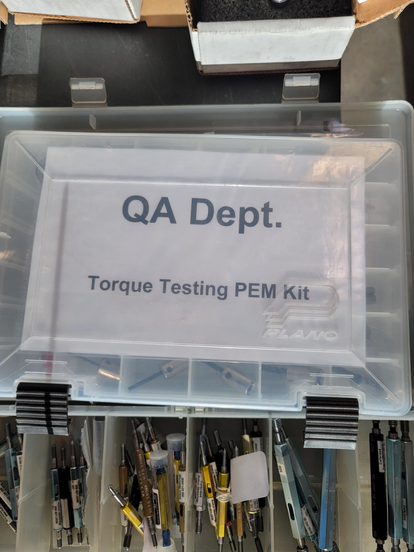 LOT - PEM TORQUE TEST KIT AND THREAD GAUGES - Image 2 of 3