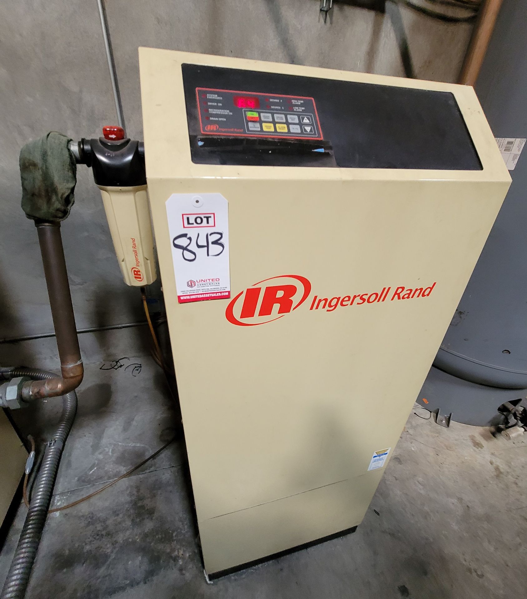 INGERSOLL-RAND REFRIGERATED AIR DRYER, MODEL NVC400A400, S/N 494564