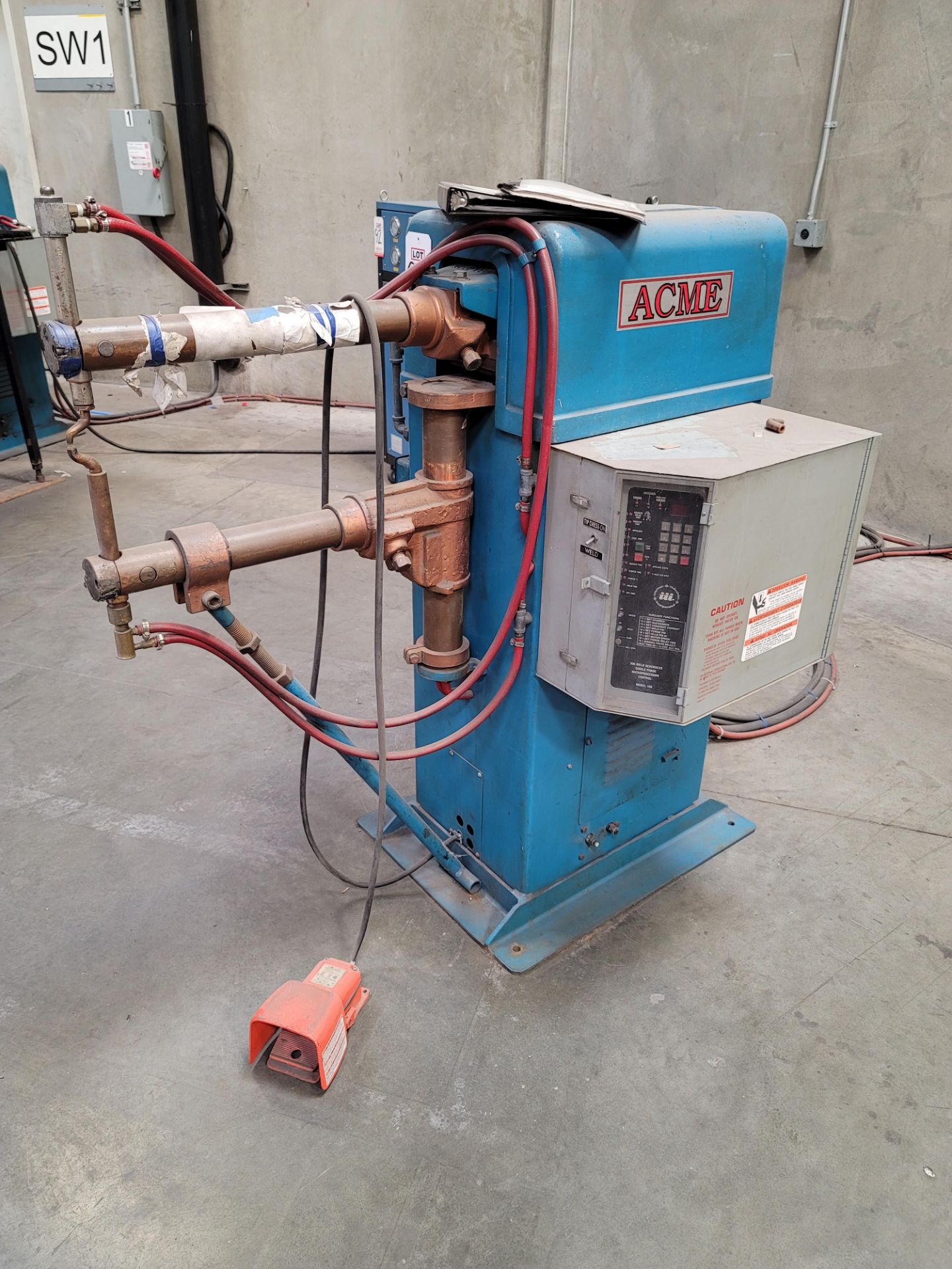 ACME 50 KVA SPOT WELDER, TYPE: 3-30-50, STYLE: AR, 440 V, CONTROL VOLTAGE: 230, S/N 9642, 22" - Image 2 of 3