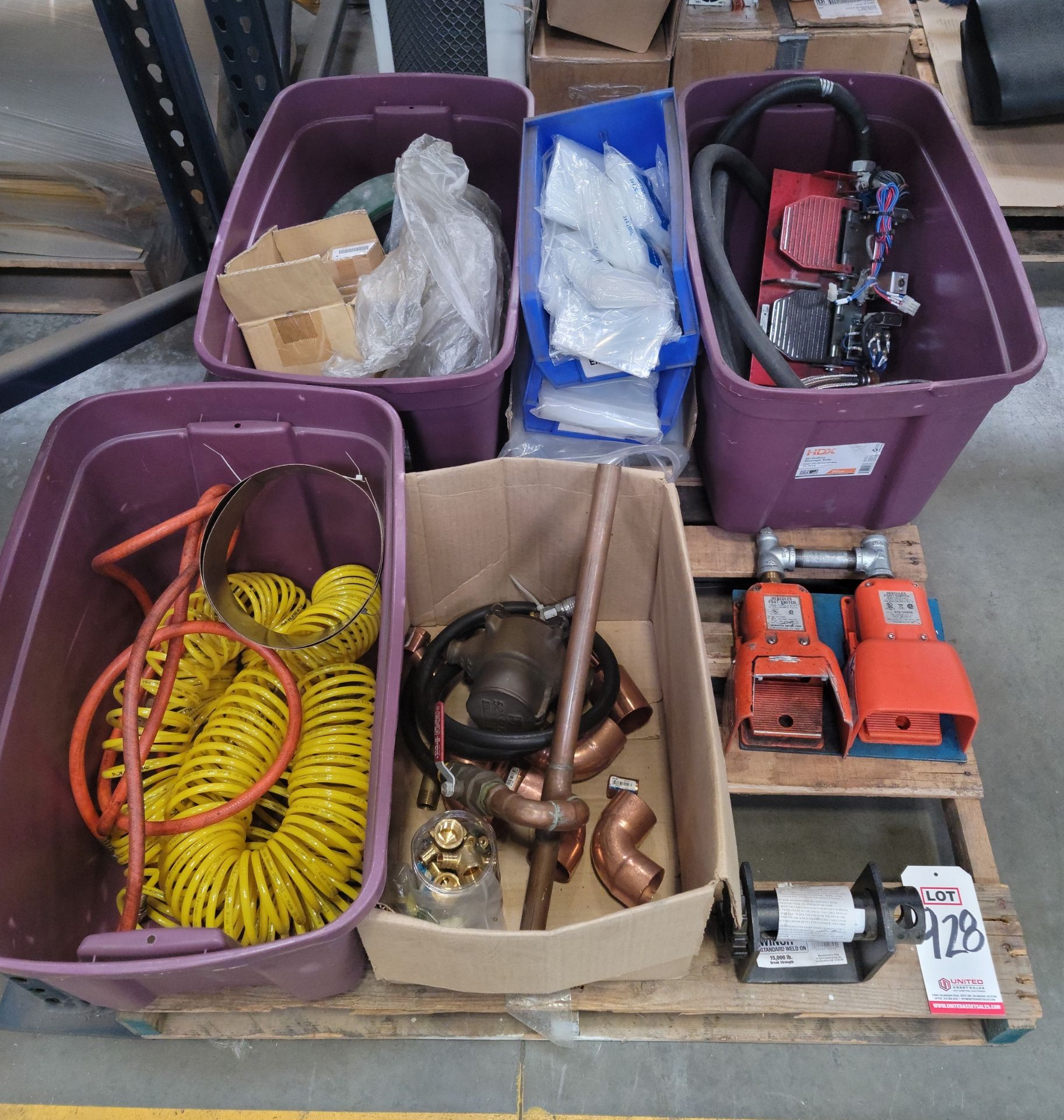 LOT - MISC SHOP ITEMS: FOOT SWITCHES, AIR HOSE, COPPER & BRASS FITTINGS, PLASTIC ZIPLOC BAGS, ETC.