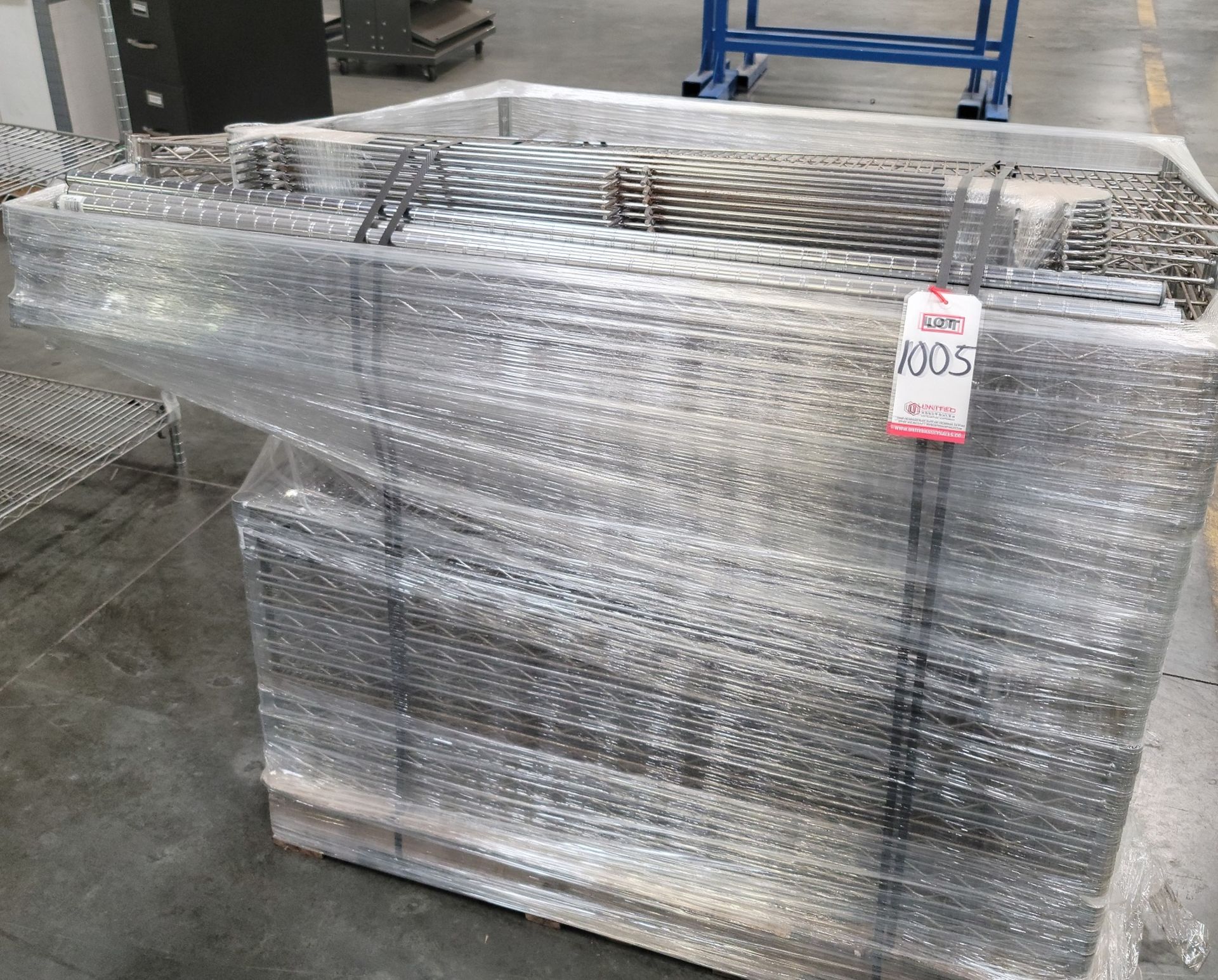 LOT - PALLET OF DISASSEMBLED WIRE RACKS