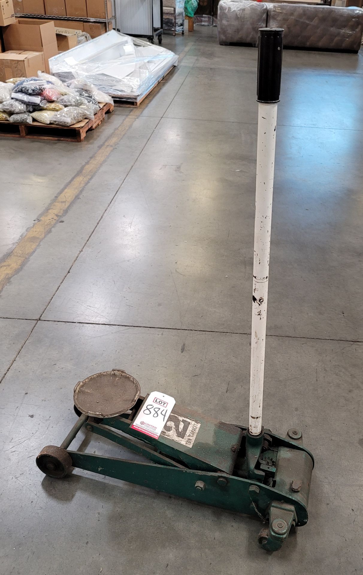 2-TON FLOOR JACK