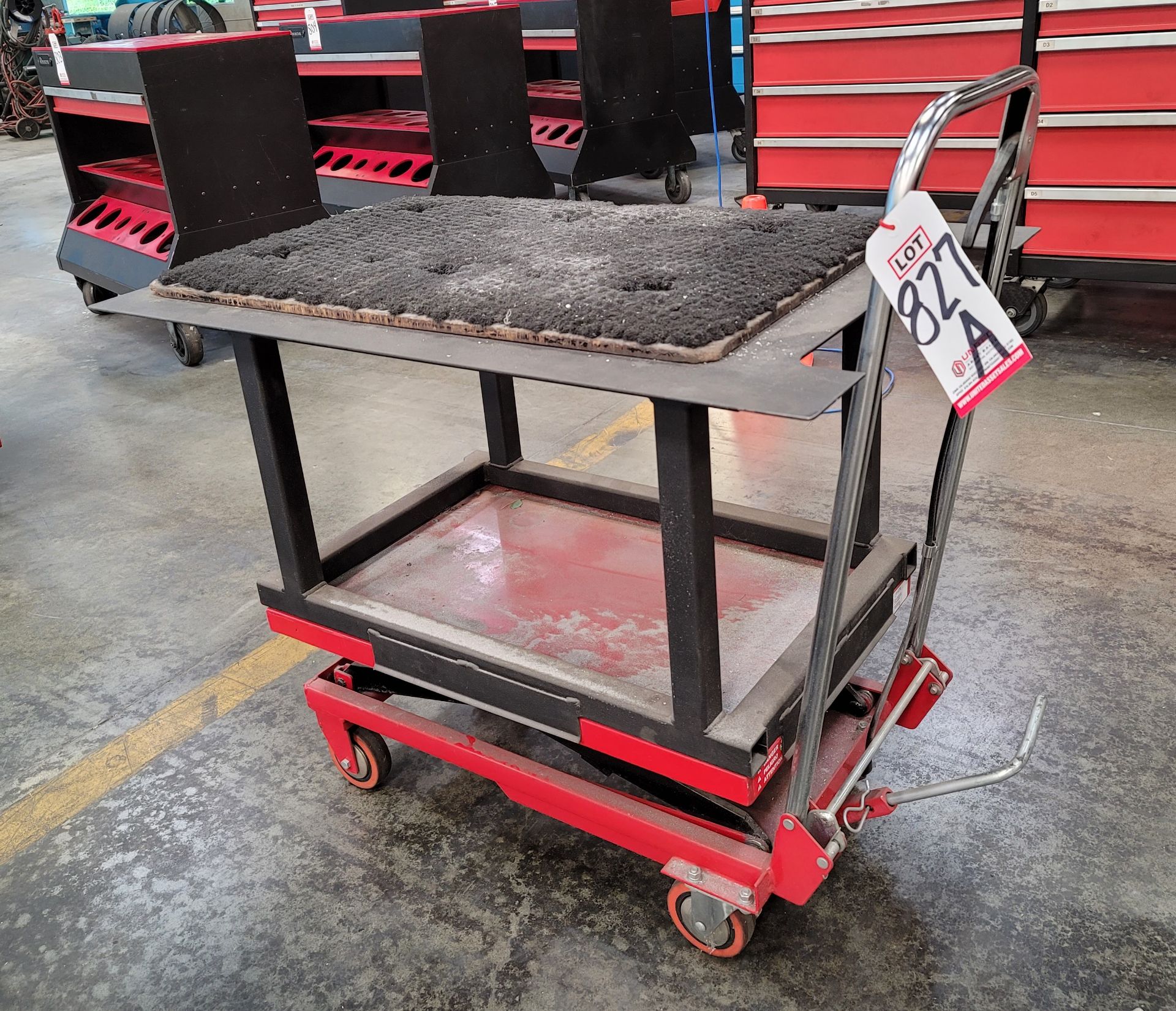 DAYTON PEDAL-LIFT DIE CART