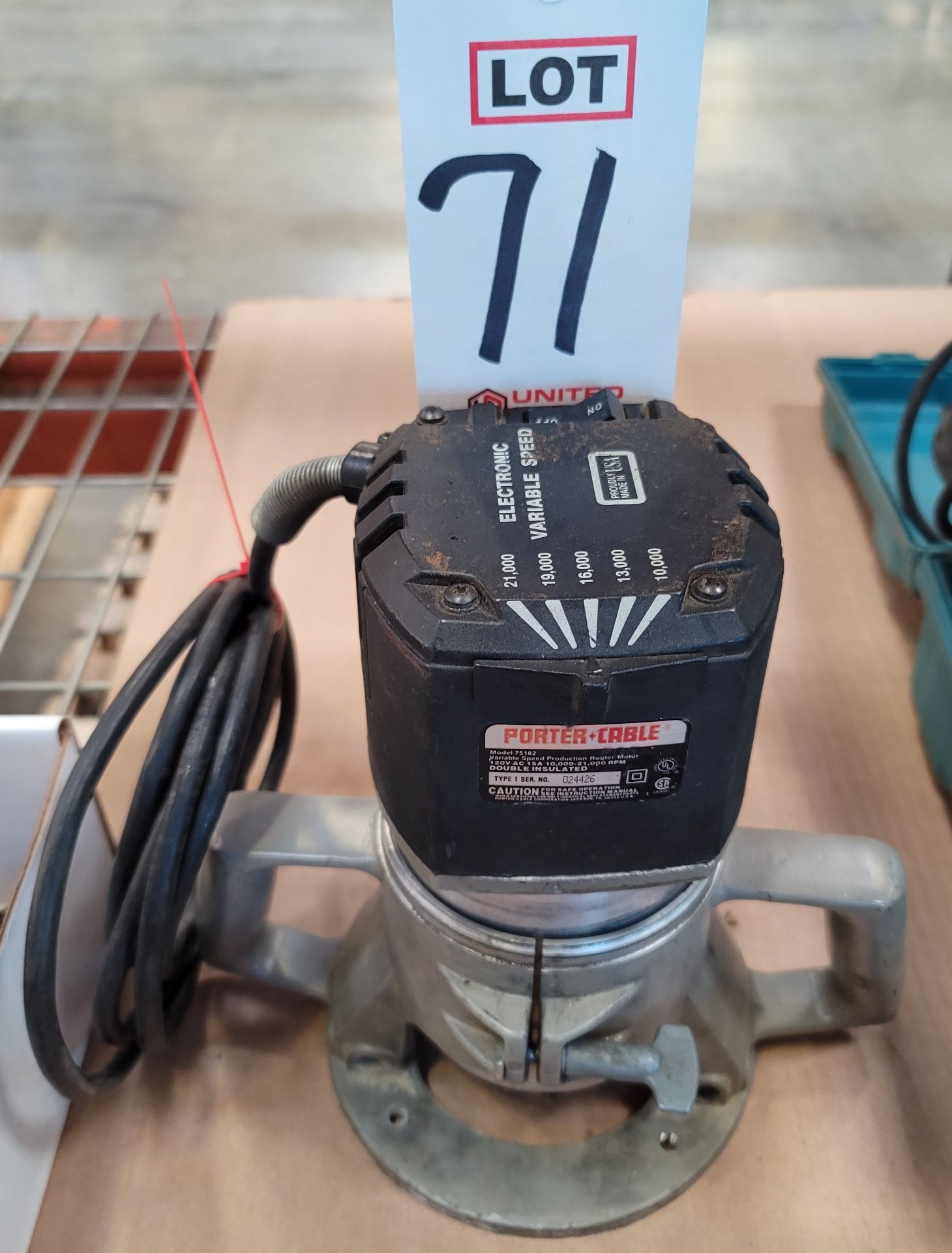 PORTER CABLE MODEL 75182 VARIABLE SPEED PLUNGE ROUTER
