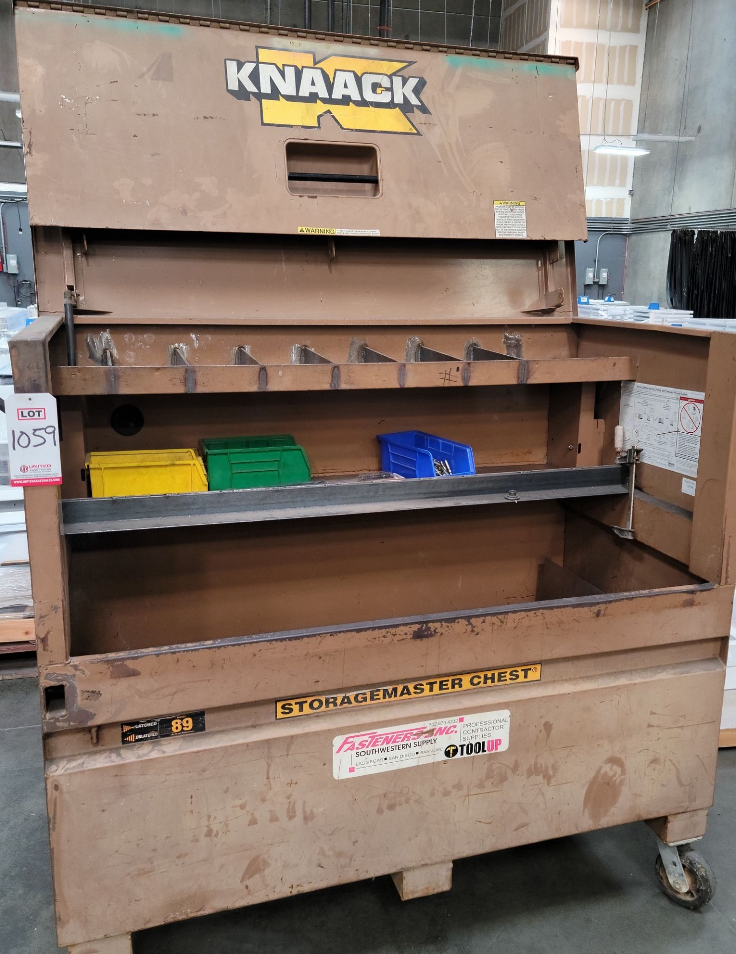 KNAACK JOB BOX, 5' X 30" X 57"HT, MODEL 89