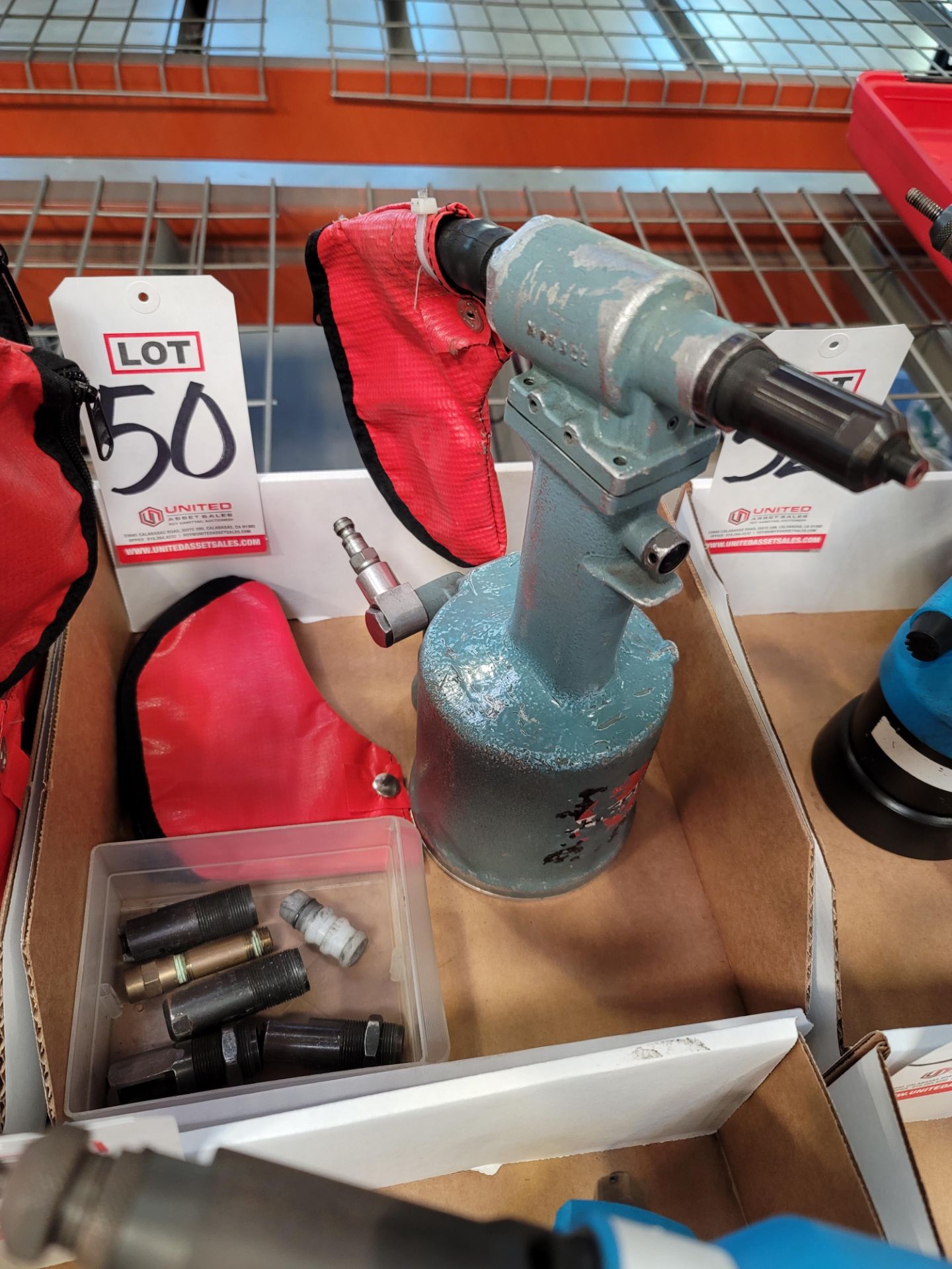 CHERRY G743 PNEUMATIC RIVETER