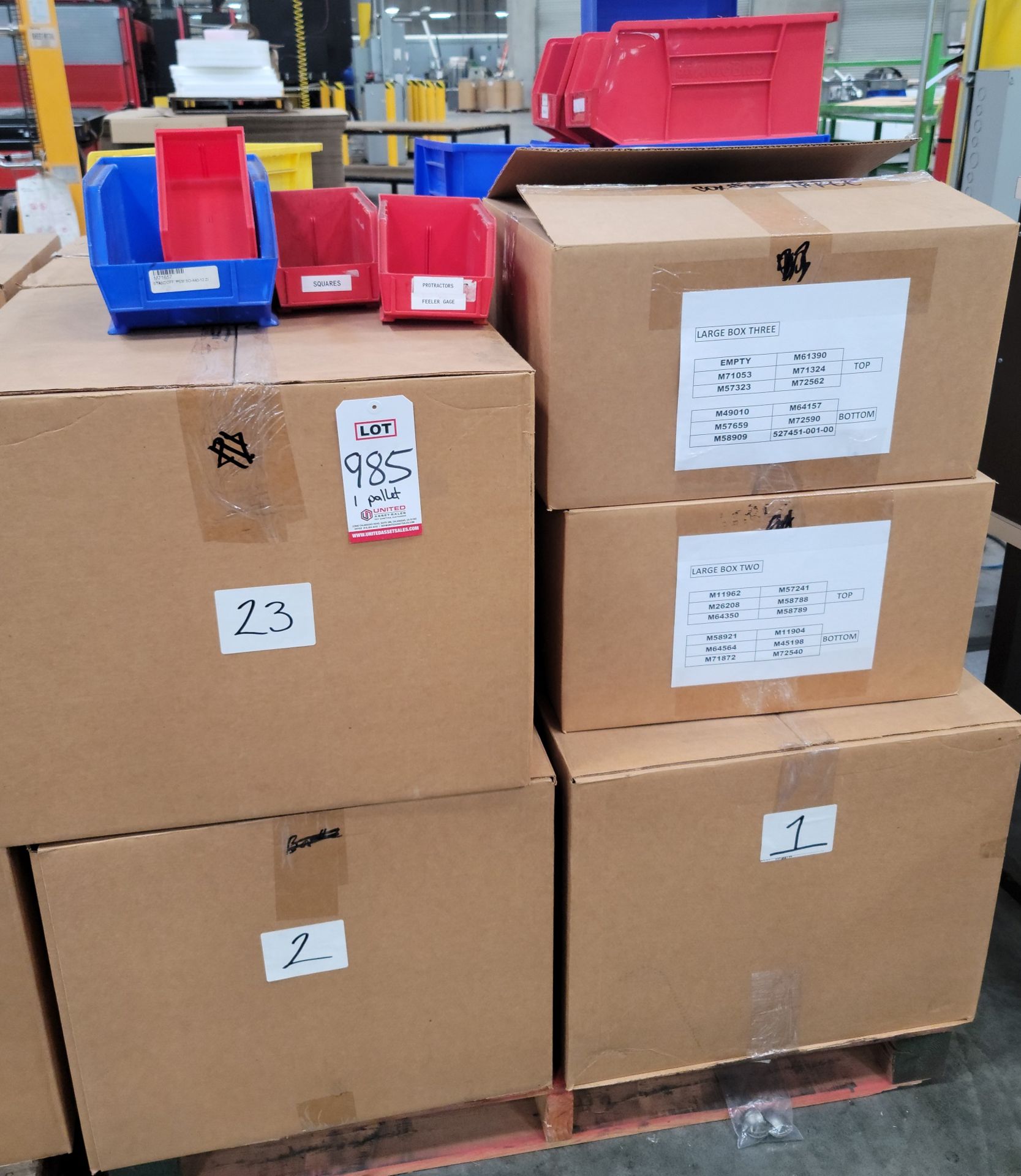 LOT - PALLET OF PLASTIC AKRO BINS, VARIOUS SIZES AND COLORS