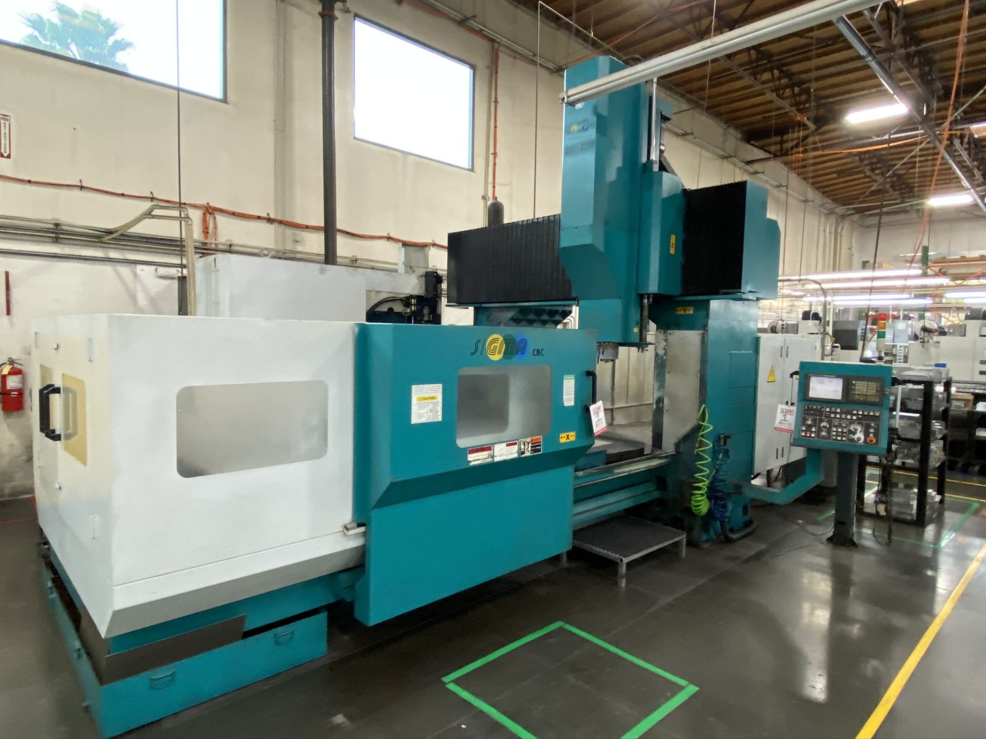 2005 SIGMA CNC DOUBLE COLUMN MACHINING CENTER, MODEL SDV-3219, FANUC 18IMB CNC CONTROL