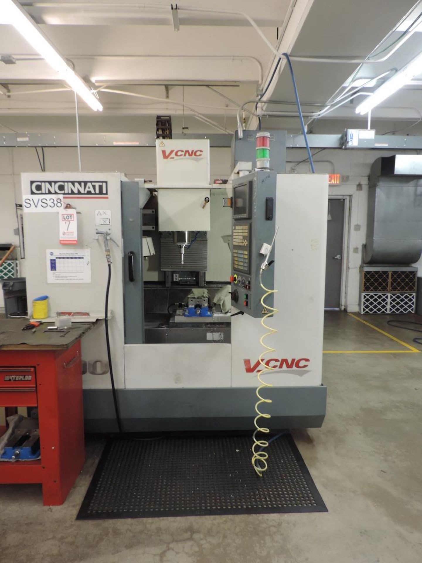 CINCINNATI VCNC 500 VMC, F00-K10010 GE FANUC 21 I-MB CONTROL, XYZ TRAVELS: 20" X 20" X 20" , 27" X - Image 13 of 13