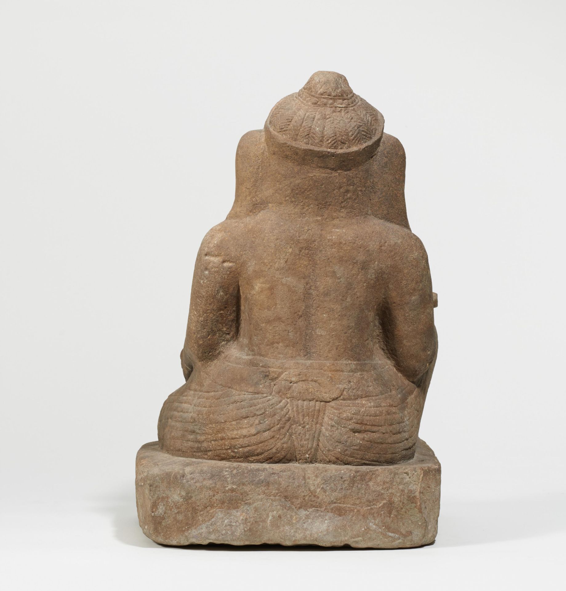 VERY RARE SITTING GANESHA. Origin: Khmer. Dynasty: Baphuon period (1010-1080). Date: 11th c. - Bild 4 aus 5