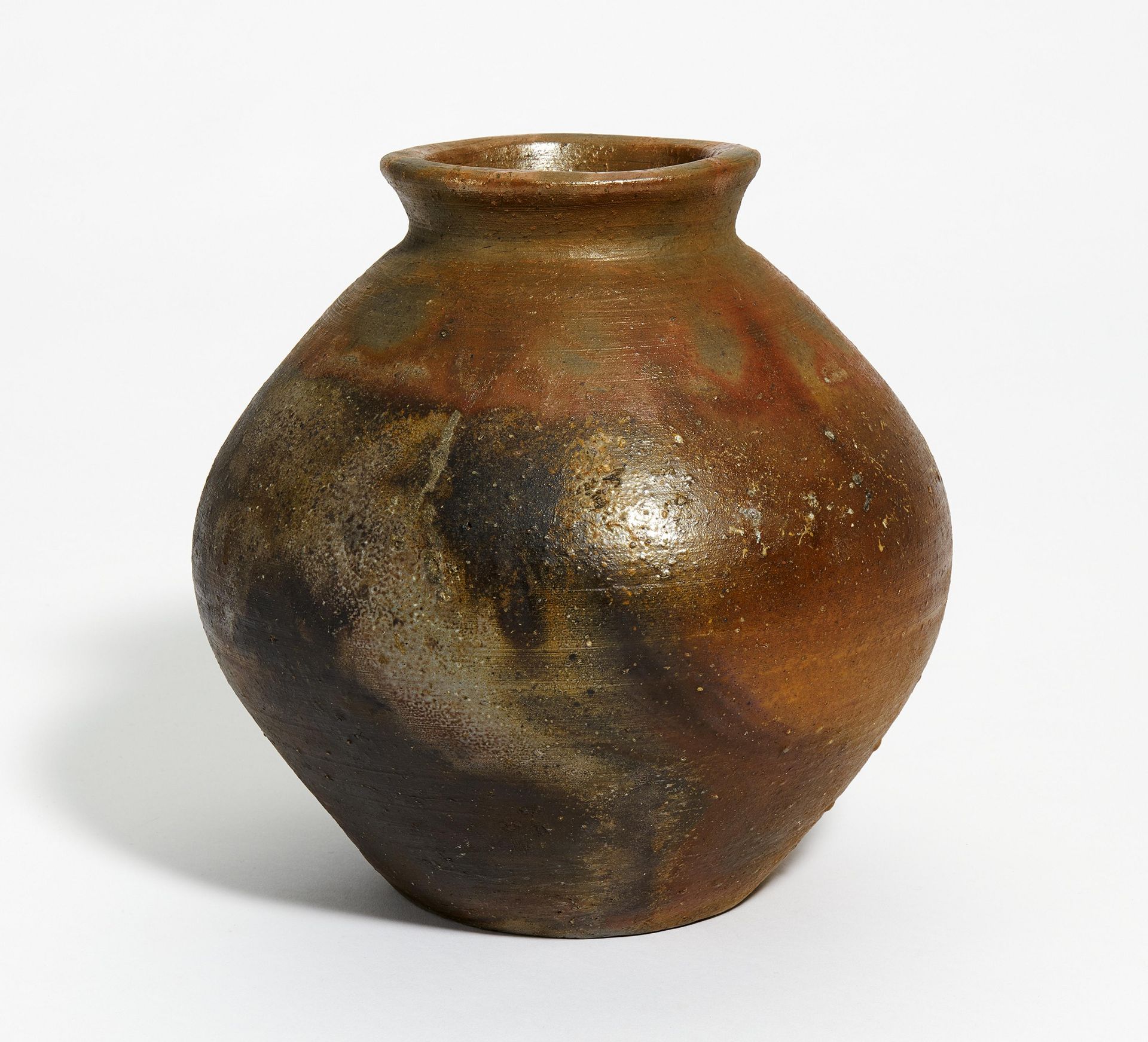 MIDDLE LARGE TSUBO IN SOROBAN SHAPE AS VASE. Origin: Japan. Date: 20th c. Technique: Bizen stoneware