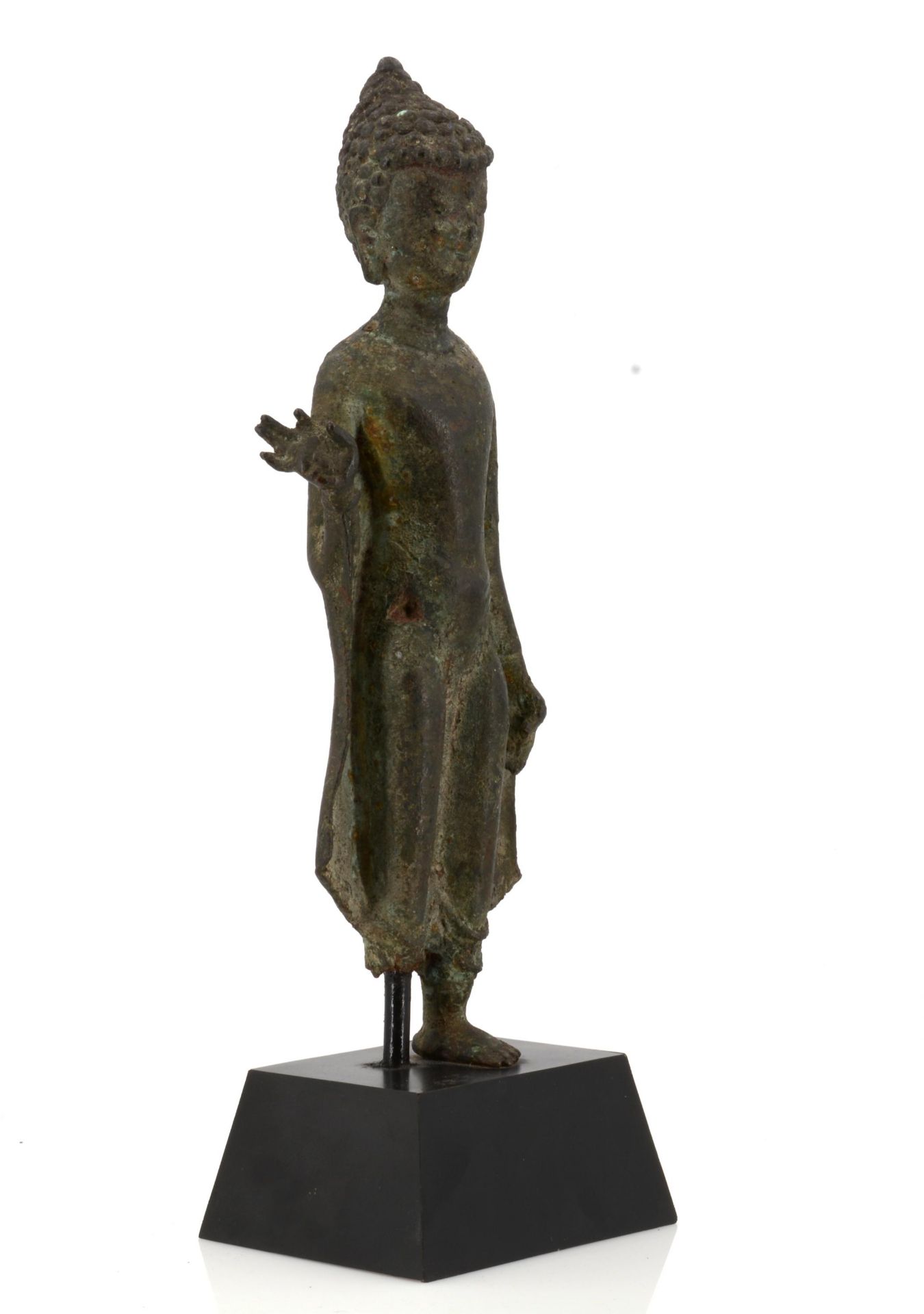 STANDING BUDDHA WITH OPEN CLOAK. Origin: Burma/Myanmar. Dynasty: Pagan period (839-1287). Date: - Bild 10 aus 10