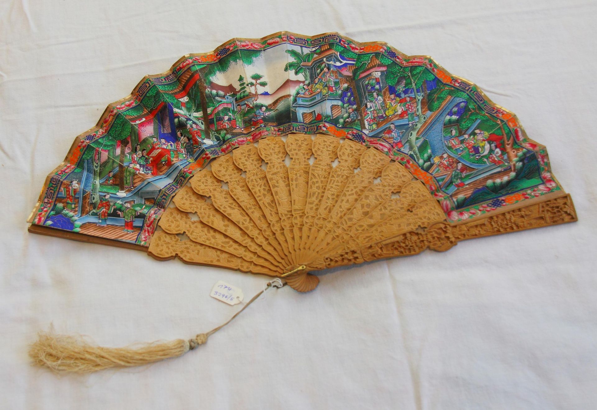 TWO FANS WITH GENRE SCENES, LANDSCAPES AND ANIMALS. Origin: China. Dynasty: Qing dynasty. Date: - Bild 4 aus 12