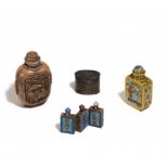 THREE SNUFFBOTTLE AND A SMALL OPIUM BOX. Origin: China. Dynasty: Qing dynasty (1644-1912).