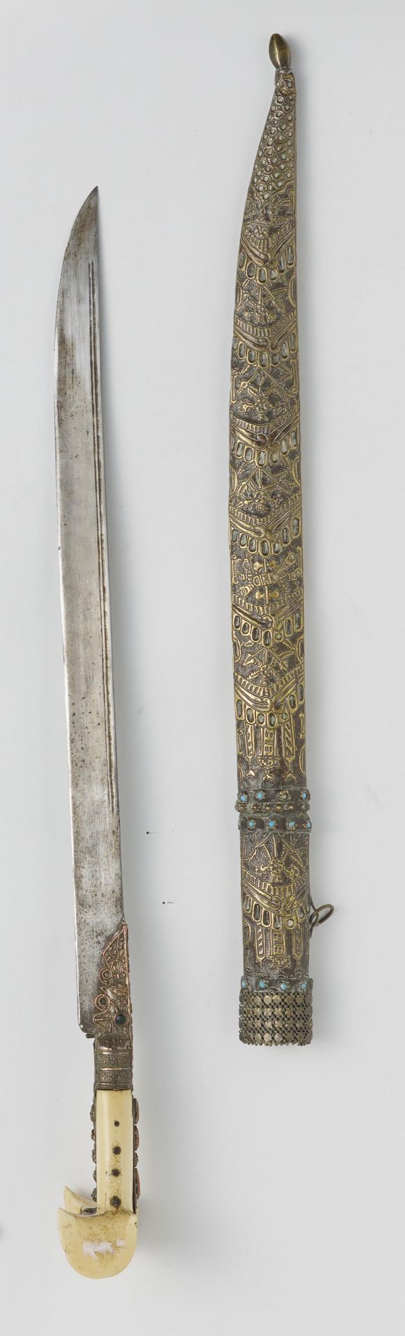 SPLENDID YATAGAN SWORD. Origin: Ottoman Empire (1299-1922). Balkan region. Date: 19th-early 20th - Bild 2 aus 4