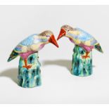 PAIR OF KINGFISHER ON STONES. Origin: China. Technique: Porcelain painted in famille rose.