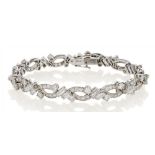 DIAMOND-BRACELET. Date: 1960s. Material: 950/- platinum, with mark. Total Weight: ca. 33,5 g.