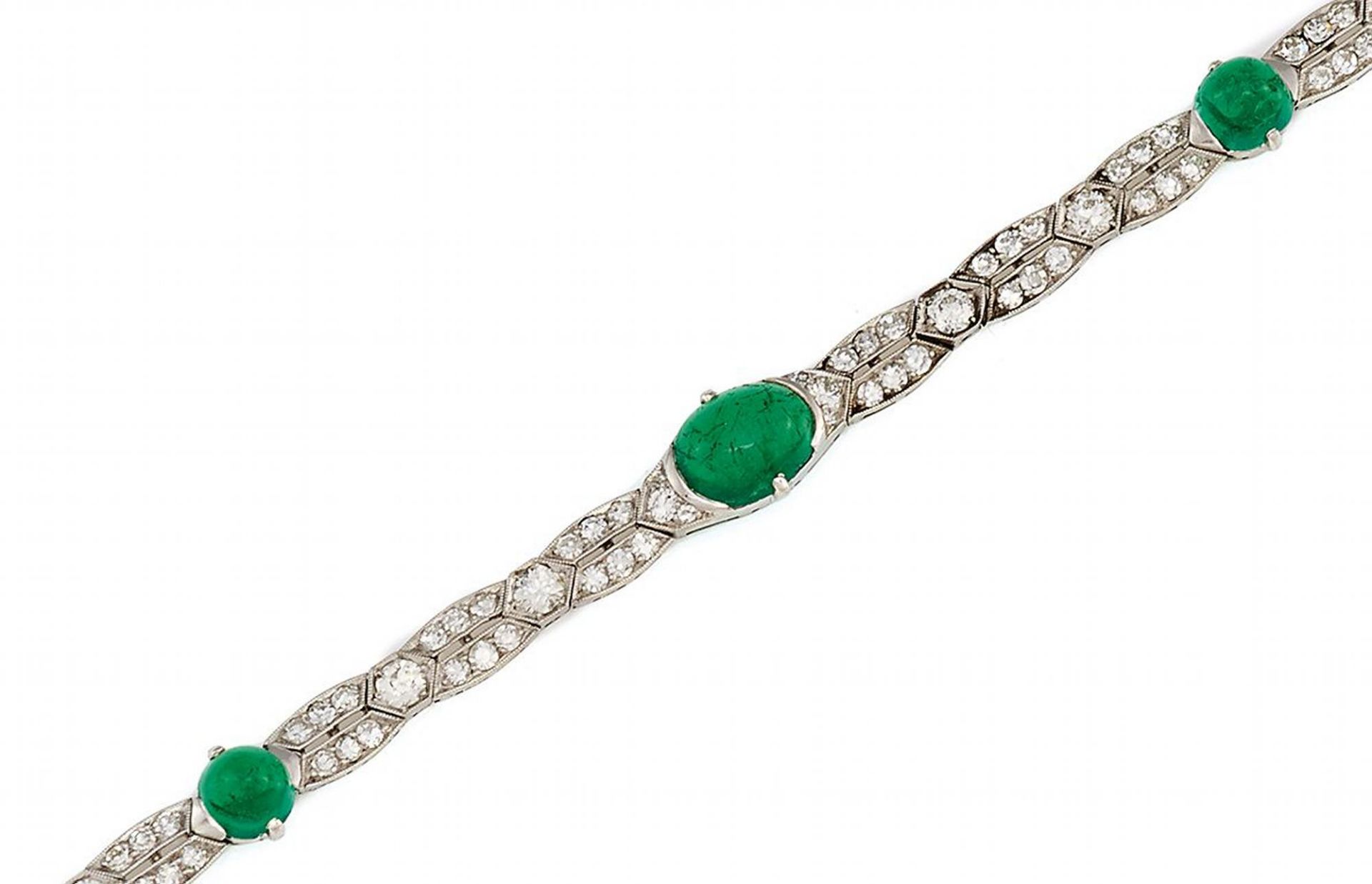 EMERALD-DIAMOND-BRACELET. Date: 1920s. Material: Platinum, tested. Total Weight: ca. 16,5 g.