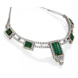 TOURMALINE-DIAMOND-NECKLACE. Case/Wristband: 750/- white gold, prongs of the tourmaline-settings