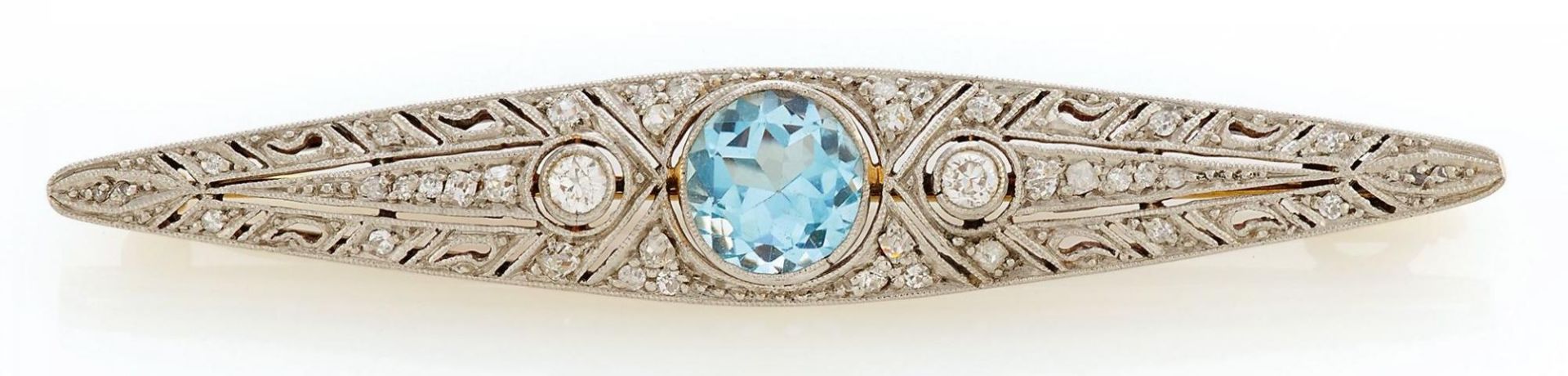 AQUAMARINE-DIAMOND-BROOCH. Origin: Germany. Date: 1920s. Material: 950/- platinum, 585/- yellow