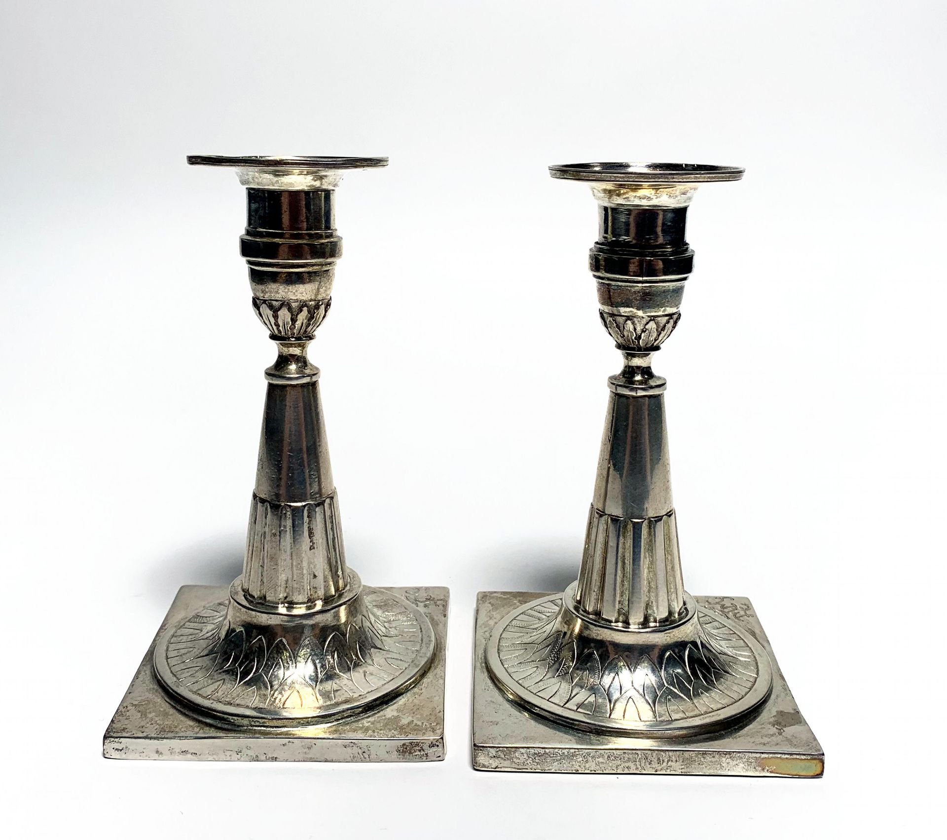 SIX SILVER CLASSICISM CANDLESTICKS. Augsburg. Date: 1785-87. Maker/Designer: Friedrich Jakob Biller. - Bild 11 aus 15