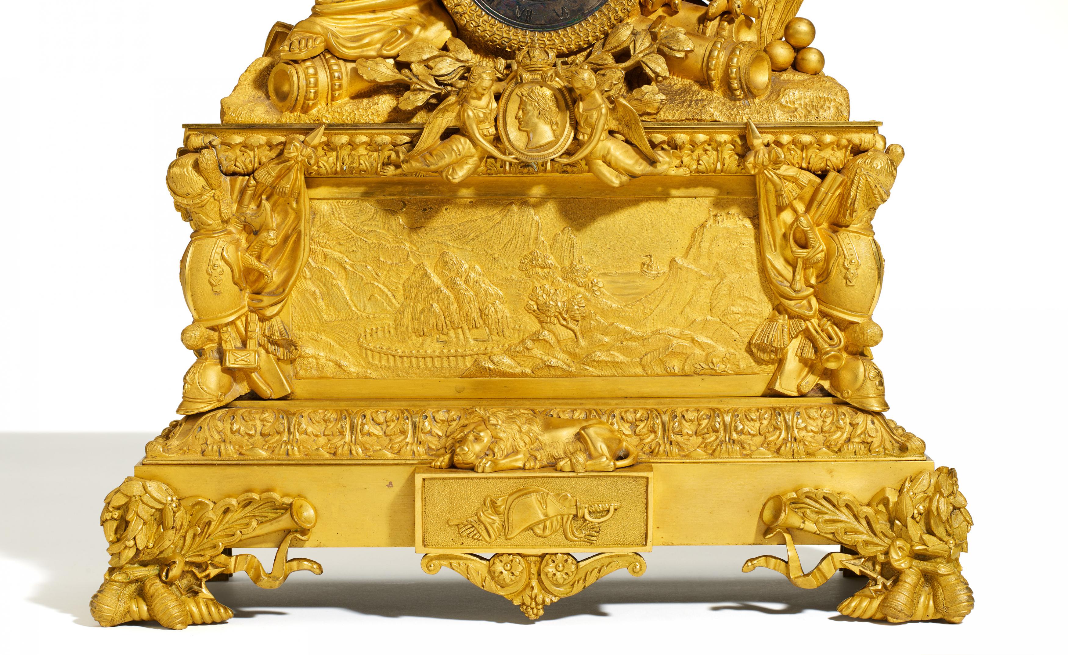 IMPORTANT GILT BRONZE PENDULUM CLOCK WITH BURIAL MONUMENT OF NAPOLÉON. Paris. Date: Dated 1840. - Image 2 of 3