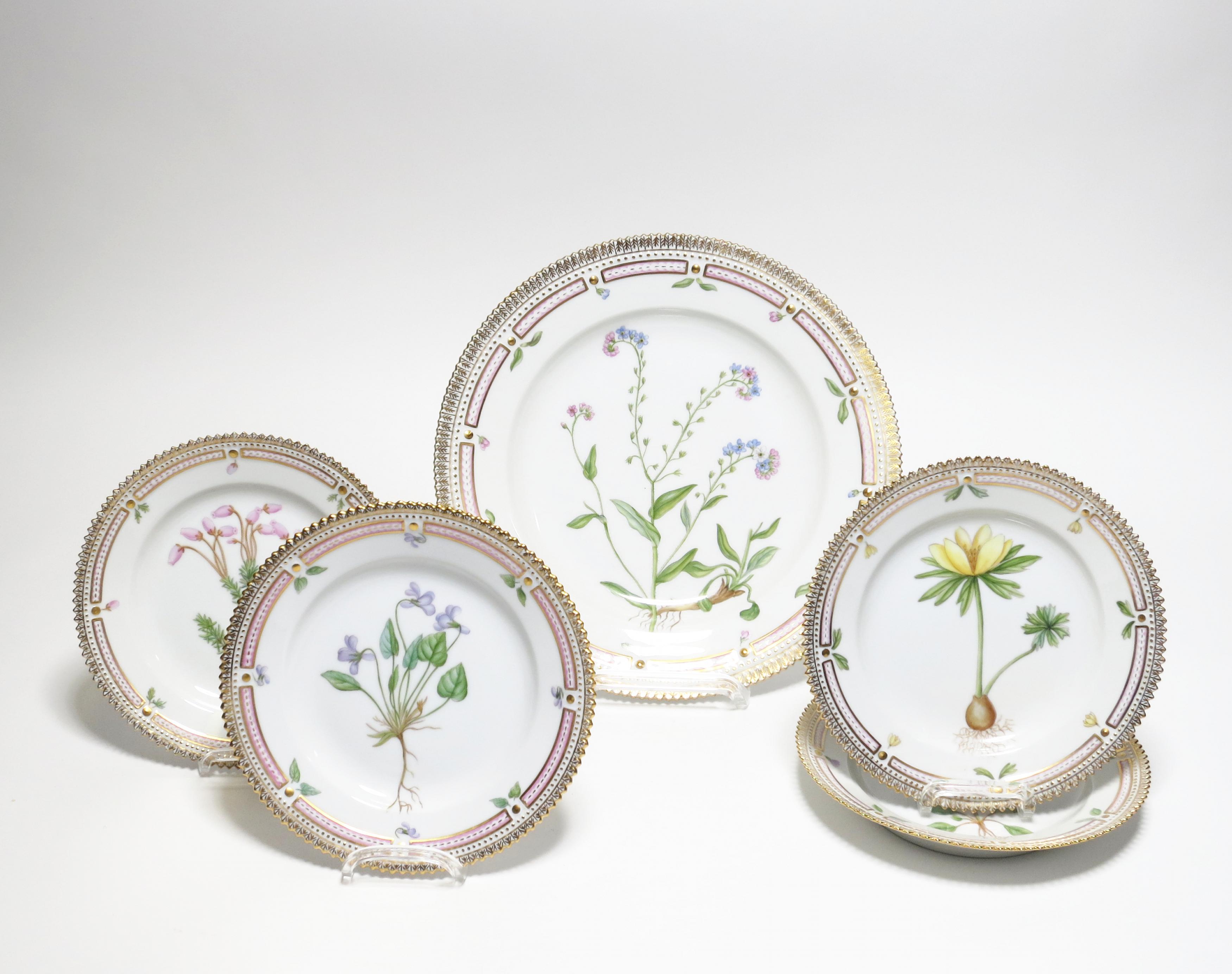 5 DISHES FROM A PORCELAIN SERVICE "FLORA DANICA". Royal Copenhagen. Maker/Designer: Model J.C. - Image 2 of 8