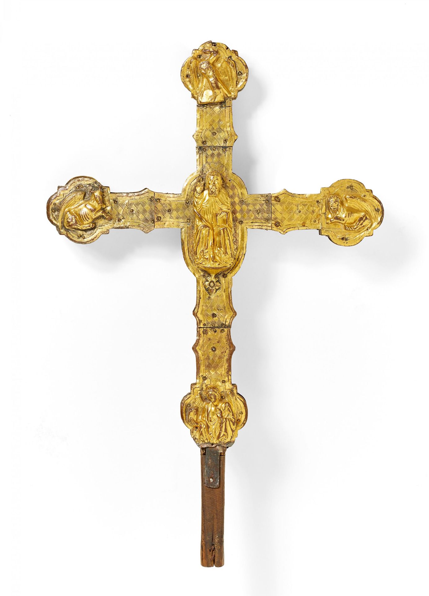 GOTHIC PROCESSIONAL CROSS MADE OF GILT COPPER ON WOODEN CORE. Italy. Date: Presumably around 1500. - Bild 2 aus 2