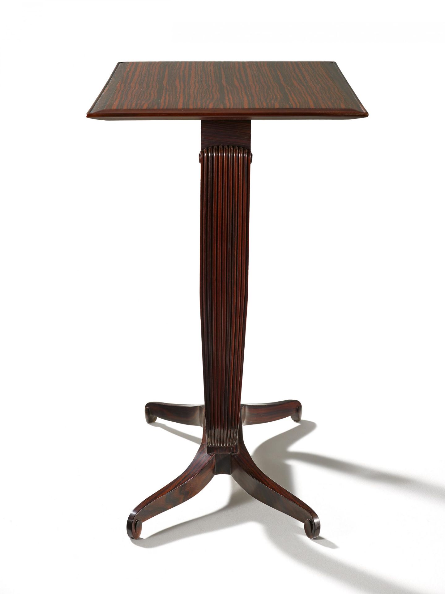 PAIR OF MACASSAR EBONY ART NOUVEAU SIDE TABLES OF MUSEUM-LIKE QUALITY, BLOCH MODEL. Ruhlmann, - Bild 3 aus 5