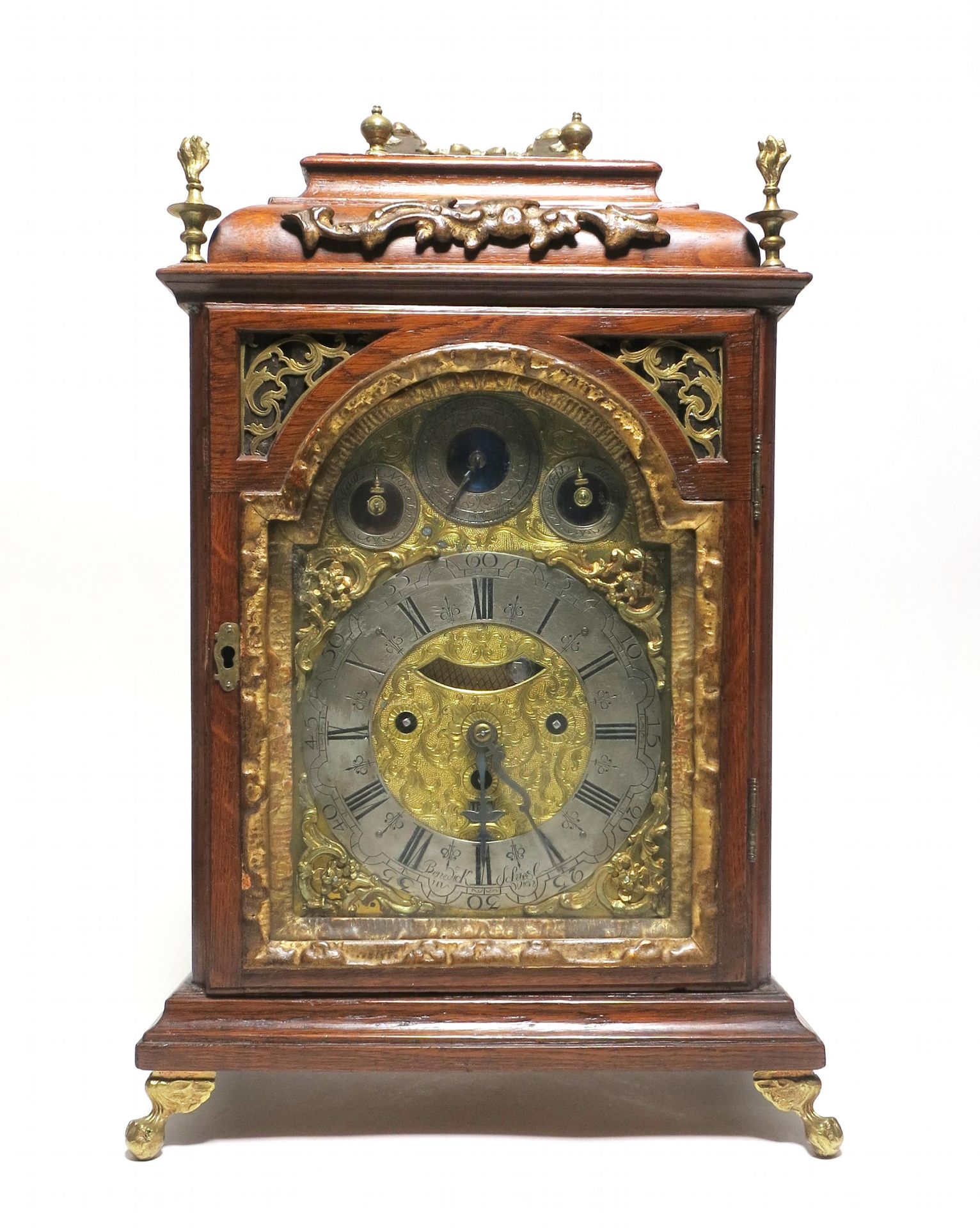 ROCOCO OAKWOOD TABLE CLOCK. Vienna. Date: Around 1775-80. Maker/Designer: Benedikt Schiessel. - Bild 2 aus 8