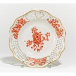 PORCELAIN DESSERT PLATE FROM THE SO CALLED "MÖLLENDORFF-SERVICE". Meissen. Date: Around 1763.