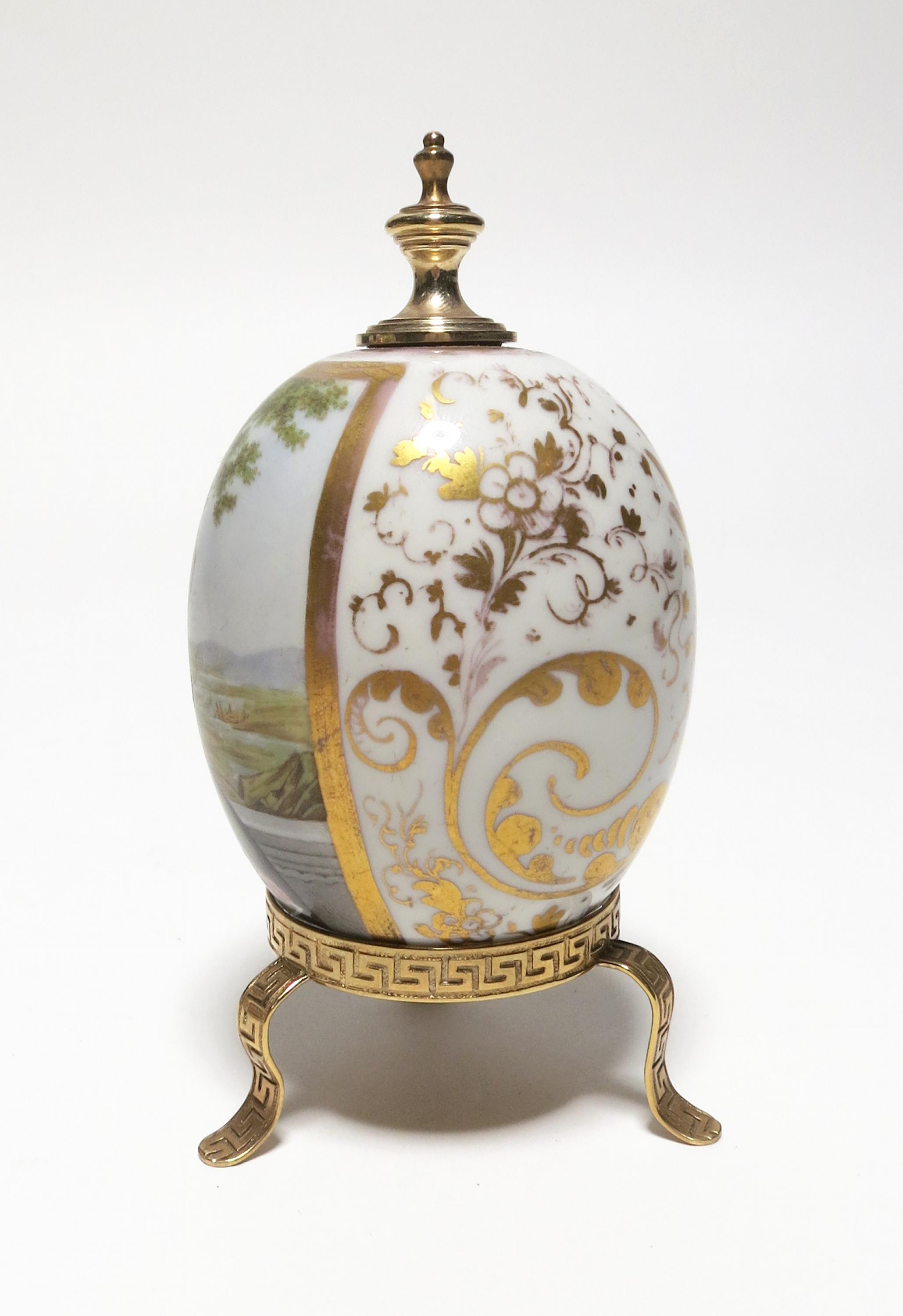 TWO PORCELAIN BIEDERMEIER EASTER EGGS. Presumably Germany. Date: 19th century. Technique: Porcelain, - Image 5 of 9