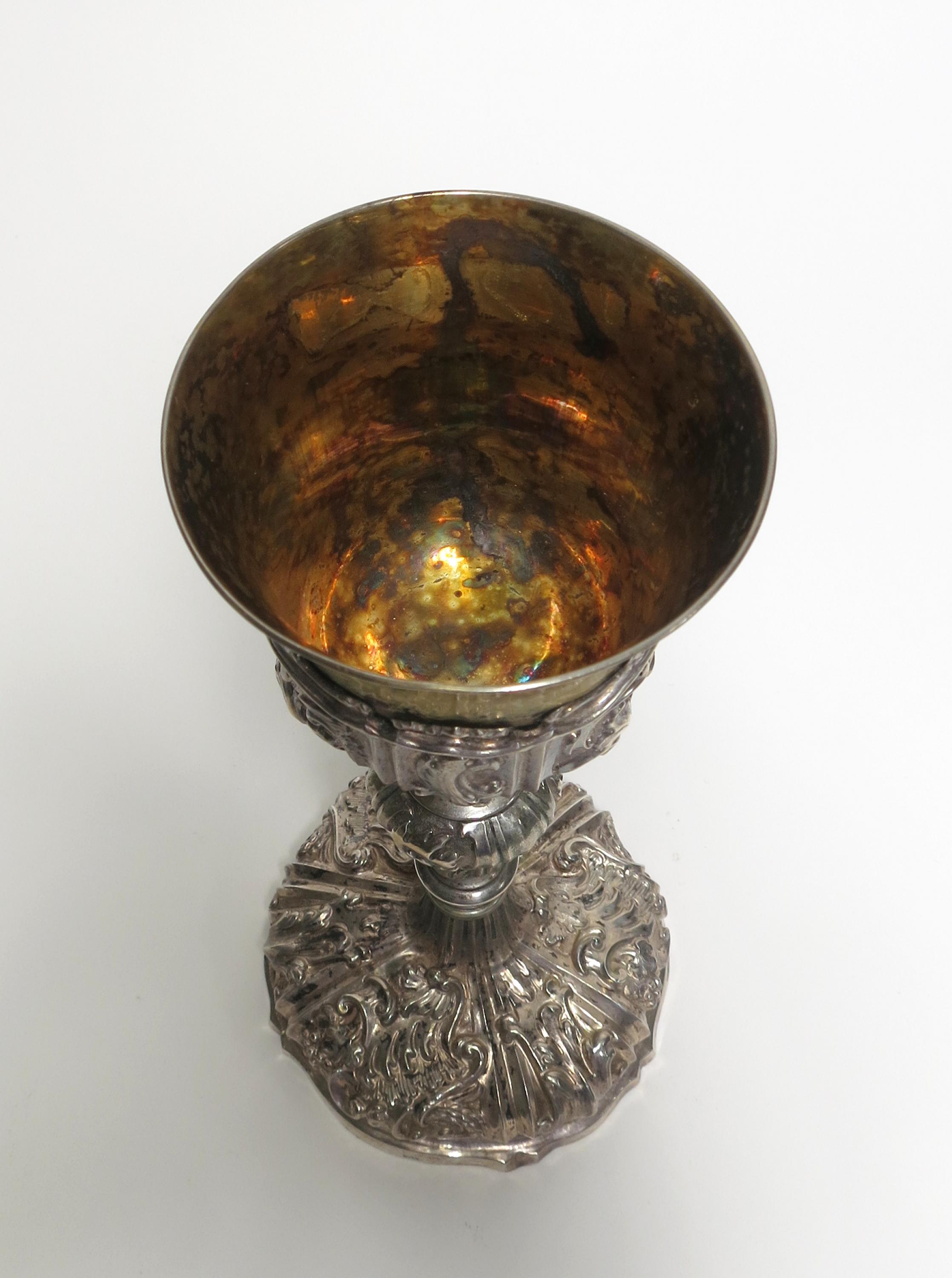 SILVER CHALICE WITH GILT BOWL AND ROCAILLE DECOR. Presumably Italy. Date: 18th century. Technique: - Image 6 of 8